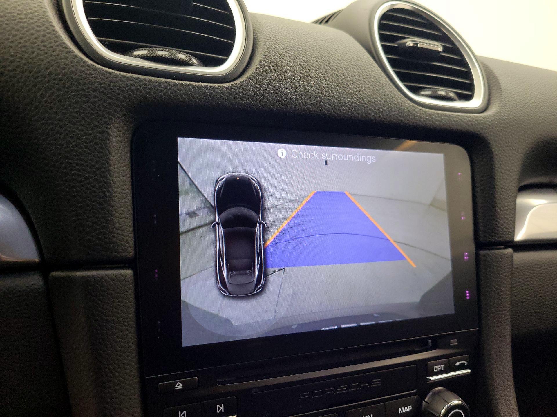 Thumbnail: 2018 Porsche 718 Cayman - 14