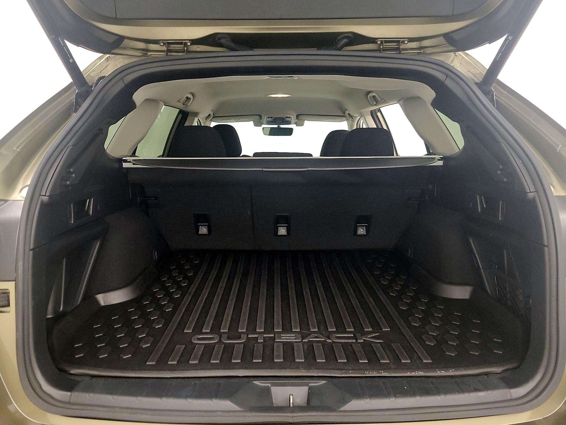 Thumbnail: 2022 Subaru Outback - 20