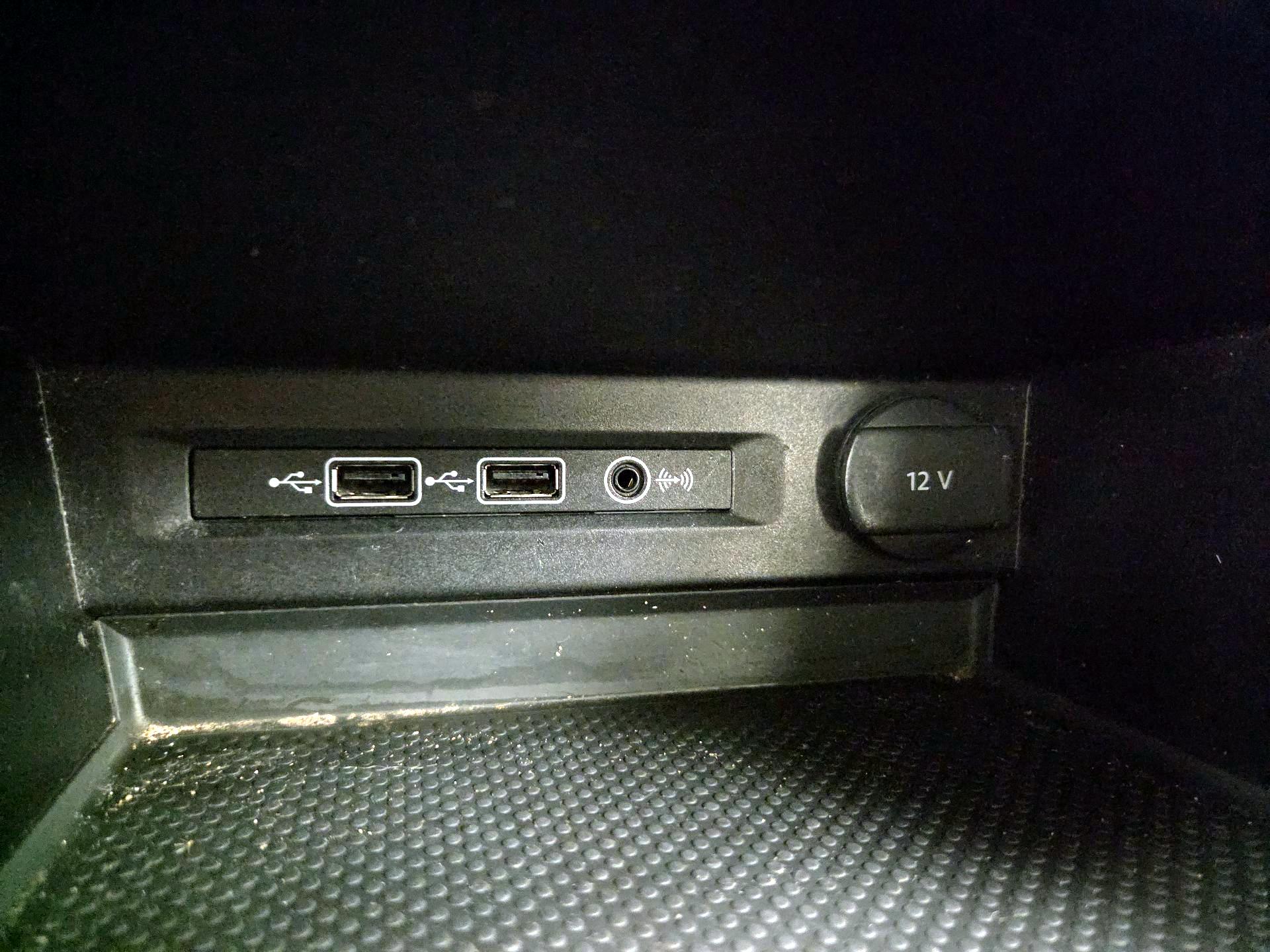 Thumbnail: 2019 Volkswagen Tiguan - 18