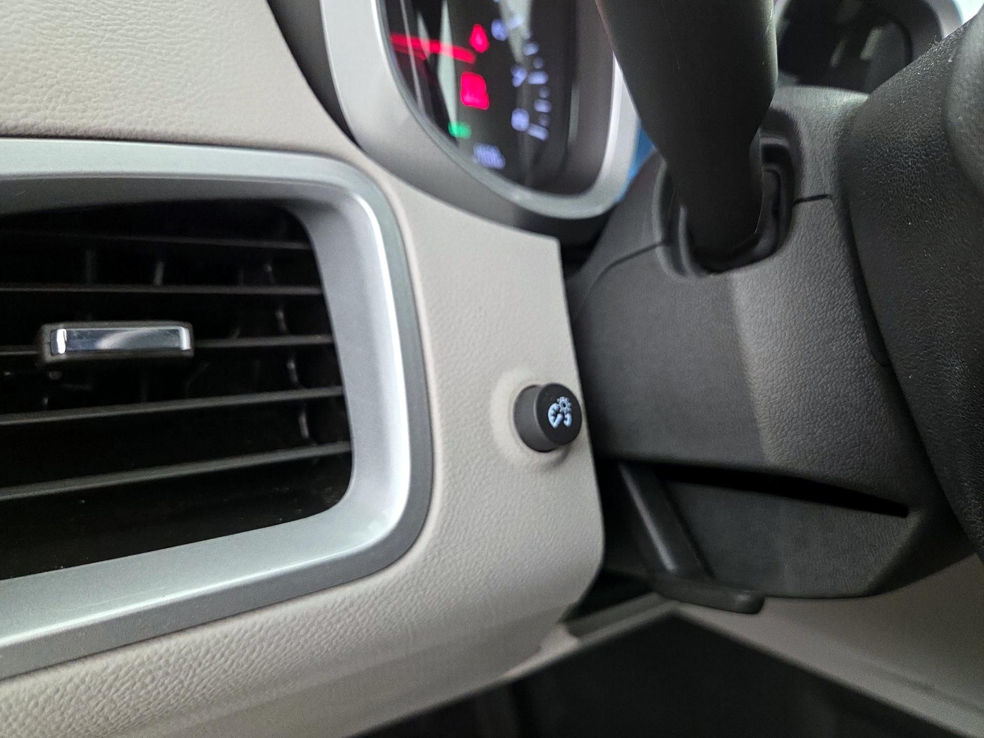 Thumbnail: 2016 Chevrolet Equinox - 13