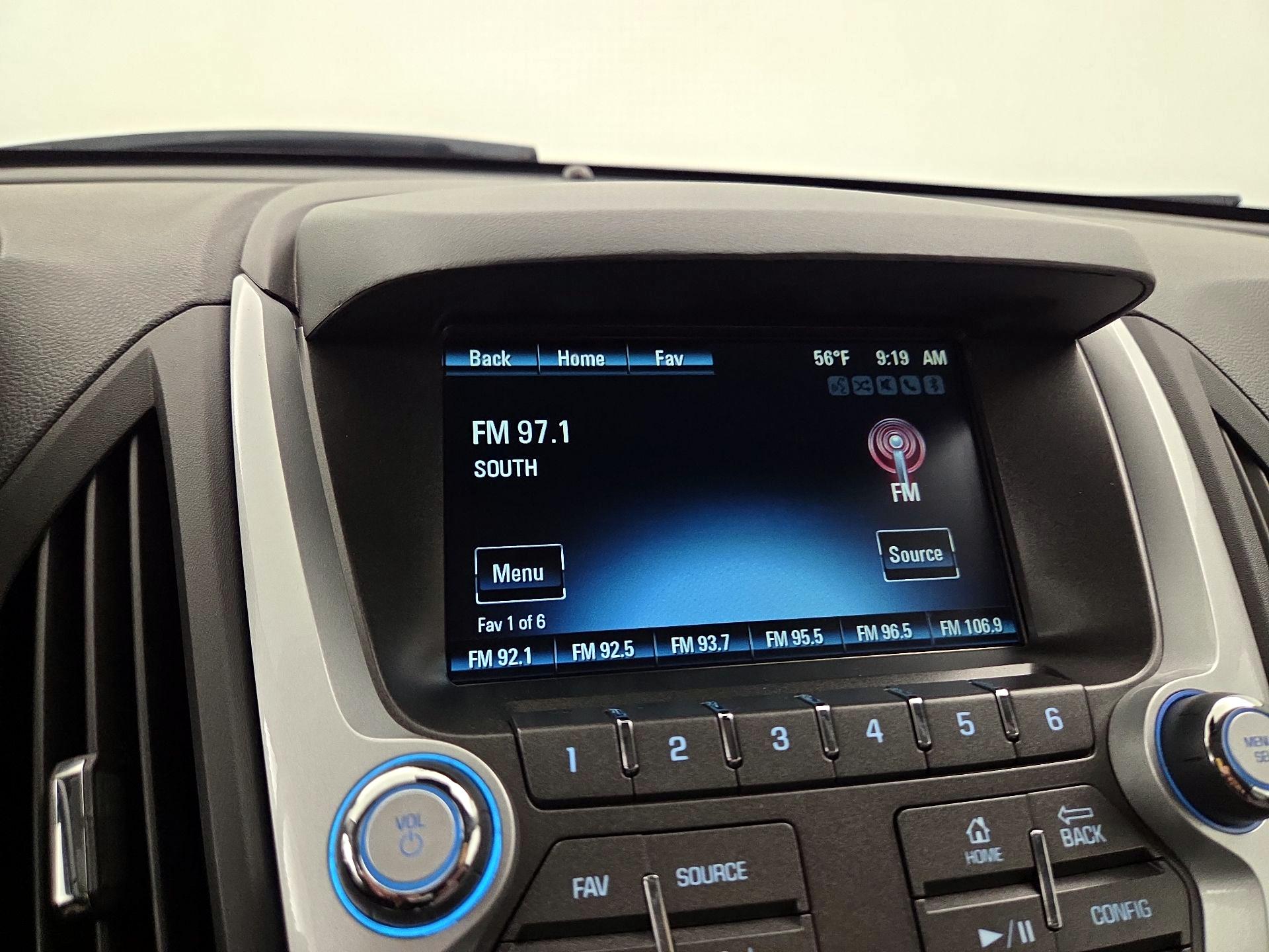 Thumbnail: 2016 Chevrolet Equinox - 16