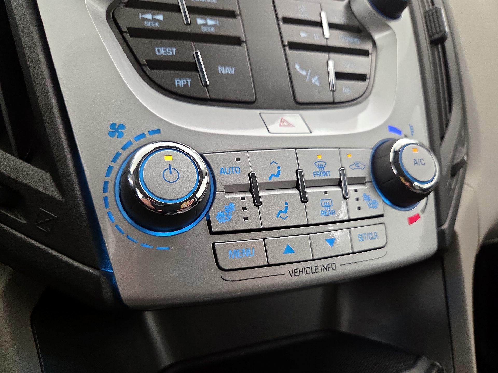 Thumbnail: 2016 Chevrolet Equinox - 17