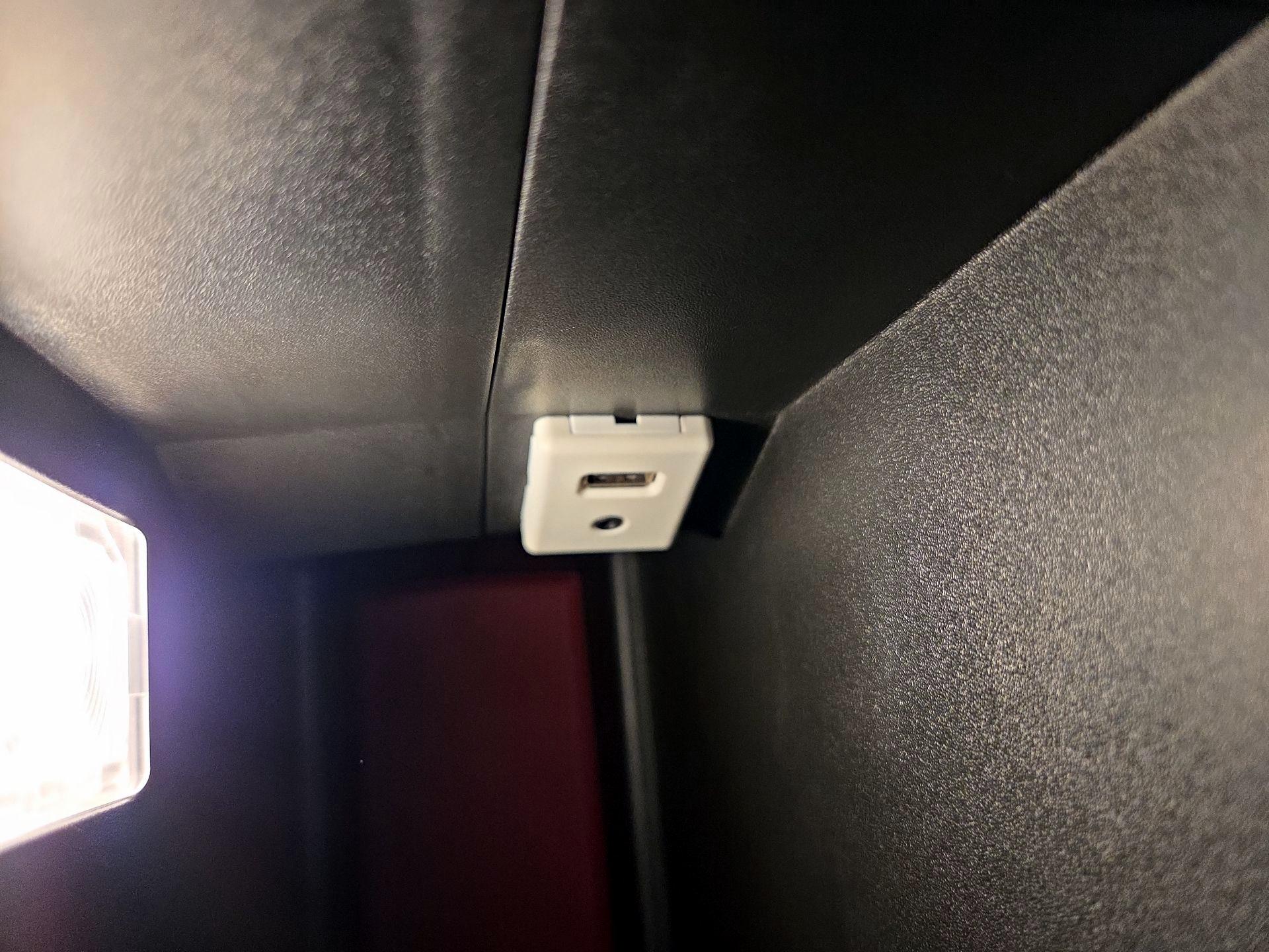 Thumbnail: 2016 Chevrolet Equinox - 19