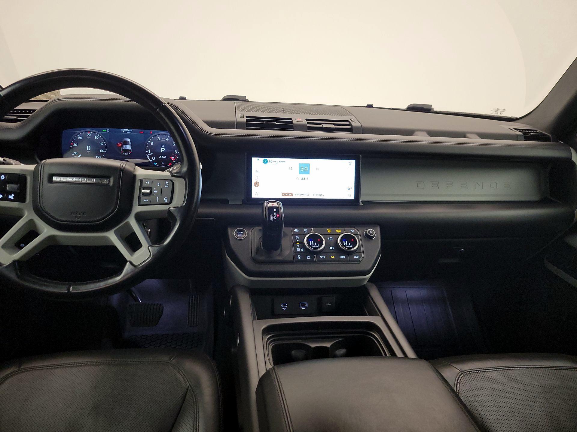 Thumbnail: 2022 Land Rover Defender - 9