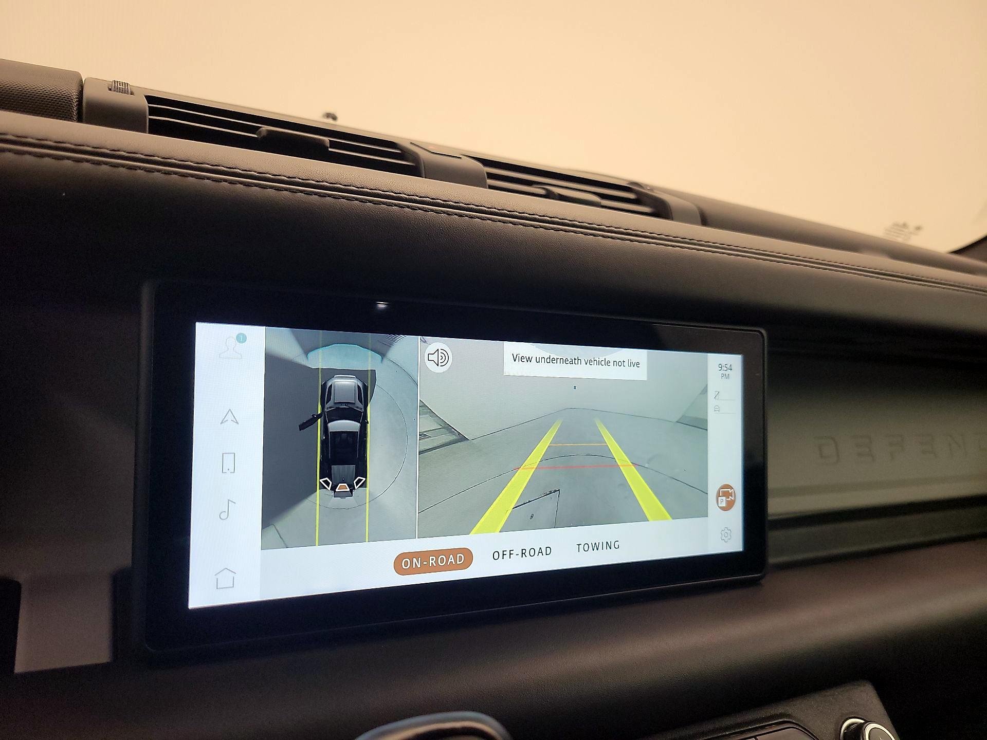 Thumbnail: 2022 Land Rover Defender - 14