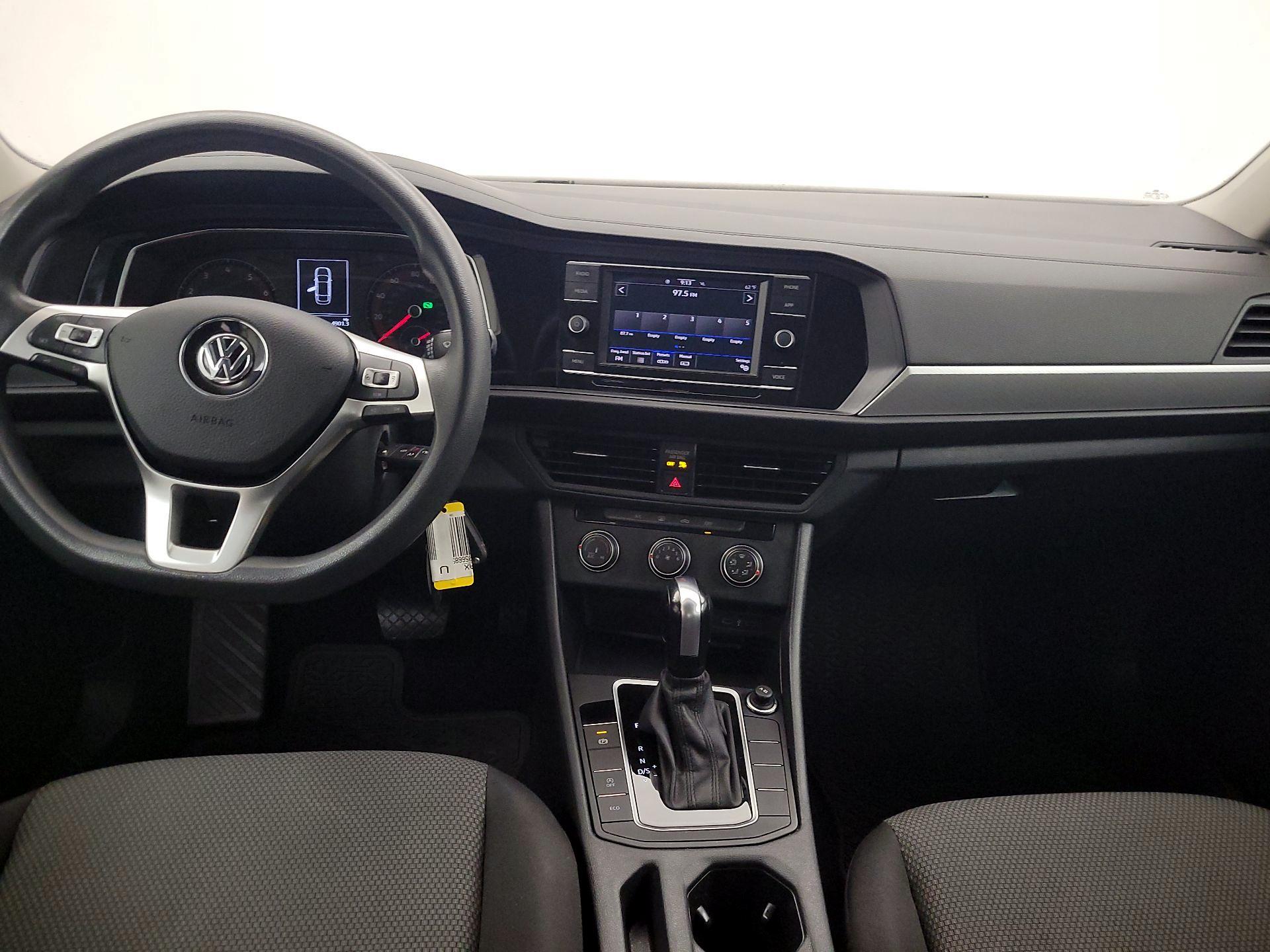 Thumbnail: 2020 Volkswagen Jetta - 9