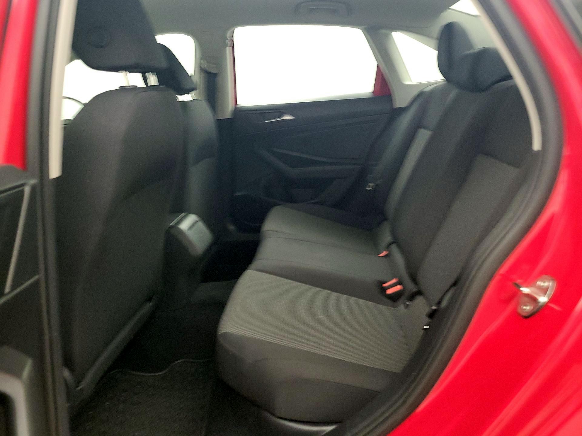 Thumbnail: 2020 Volkswagen Jetta - 19