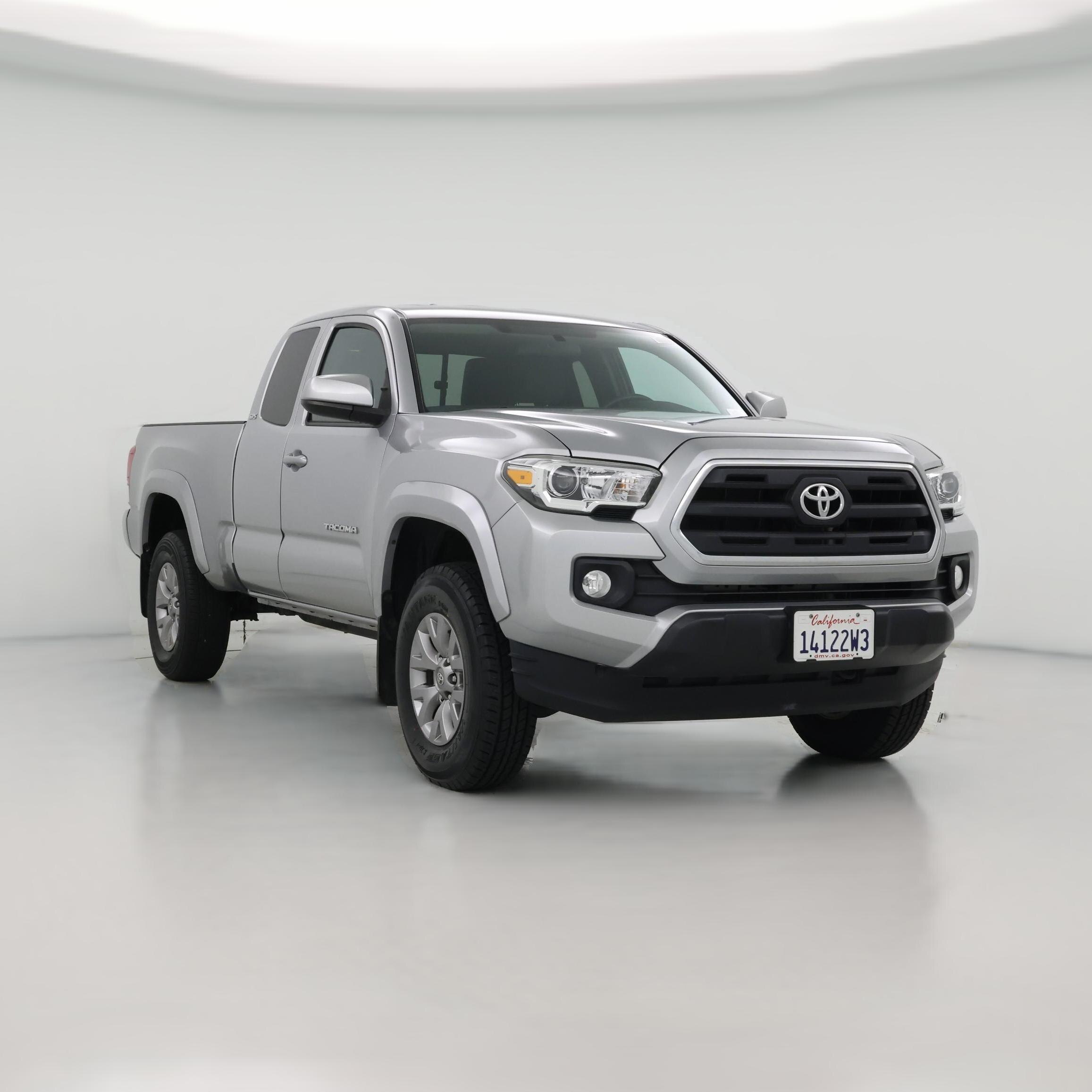 Thumbnail: 2016 Toyota Tacoma - 1