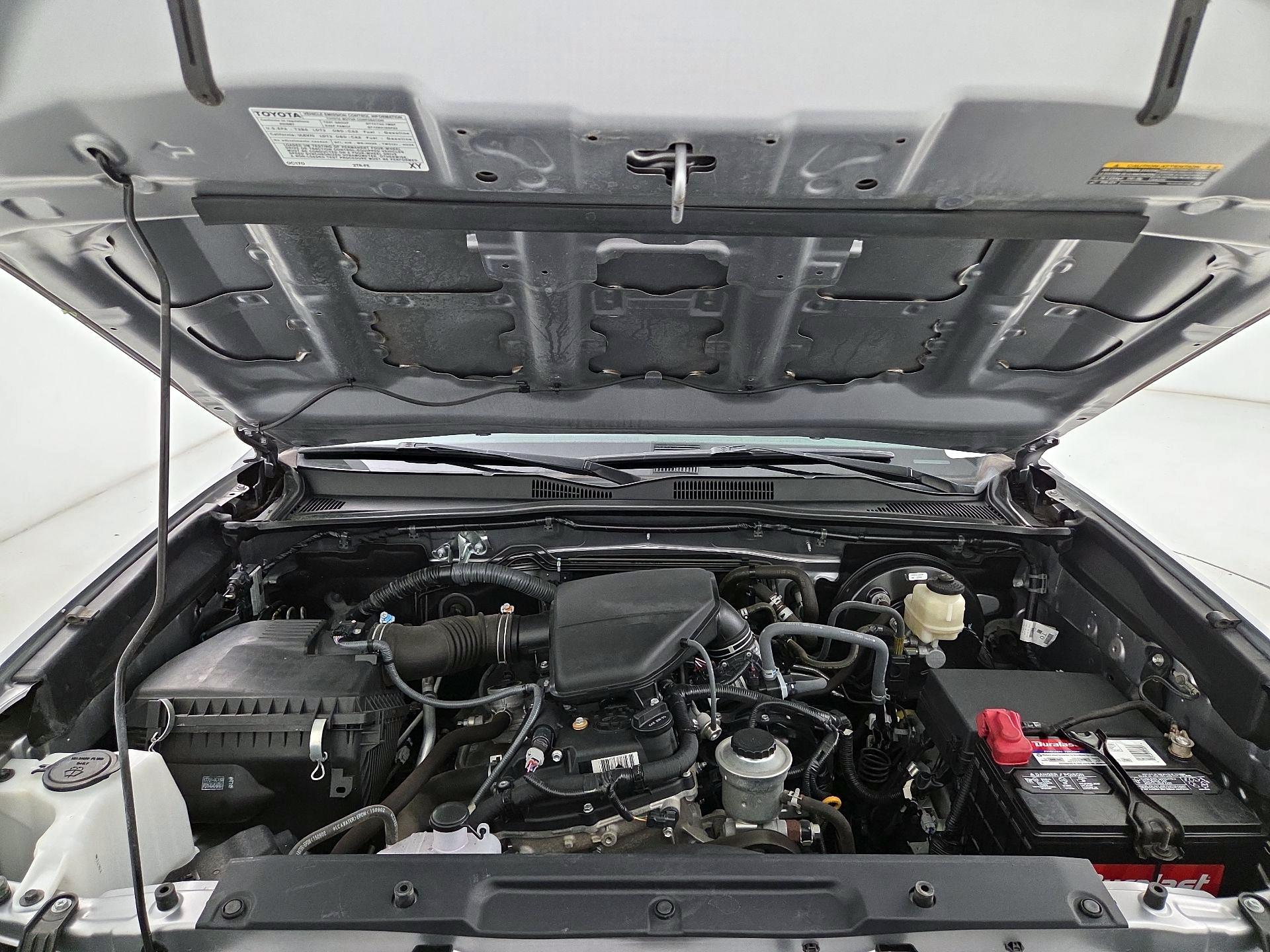 Thumbnail: 2016 Toyota Tacoma - 20