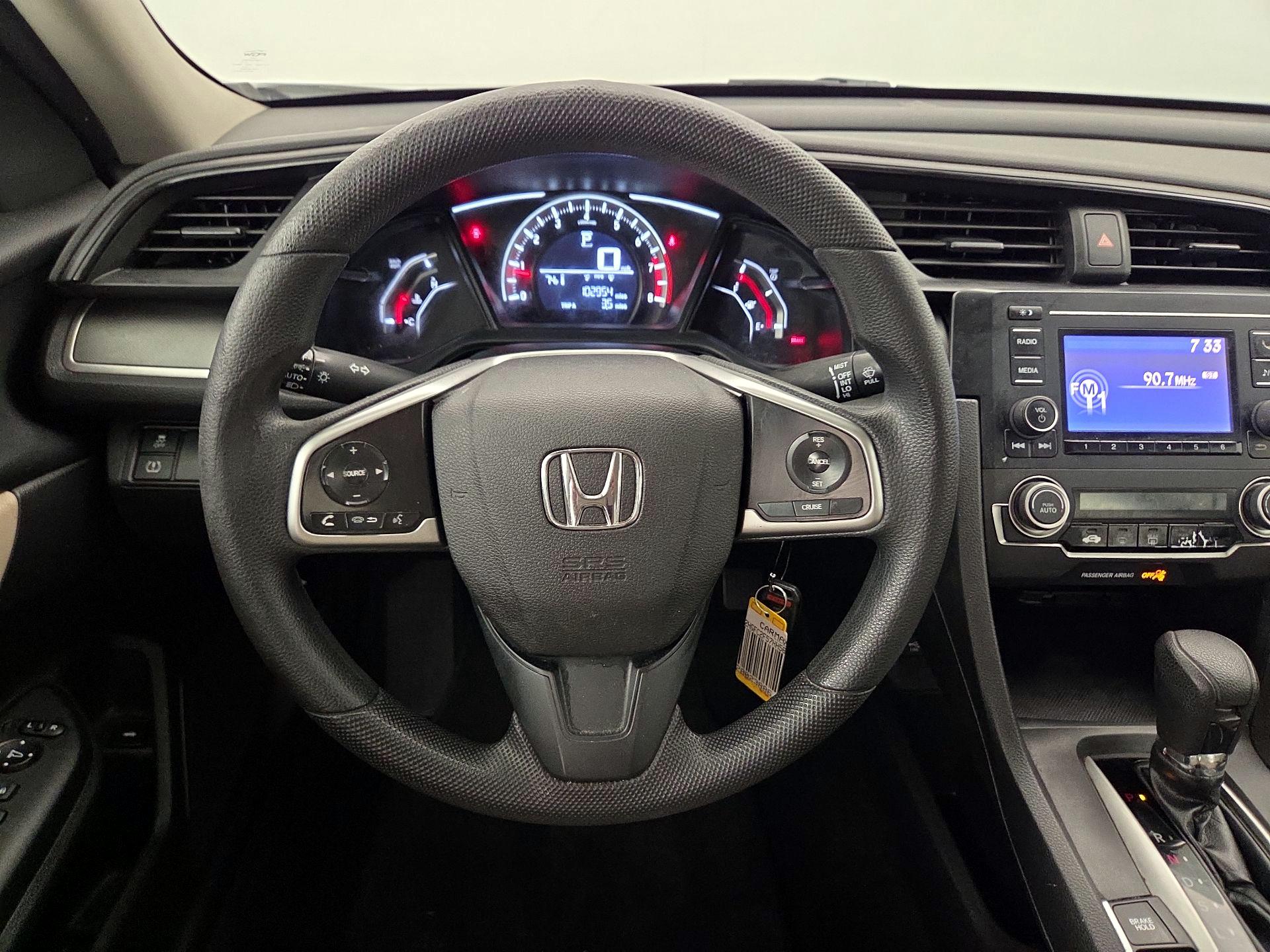 Thumbnail: 2017 Honda Civic - 10