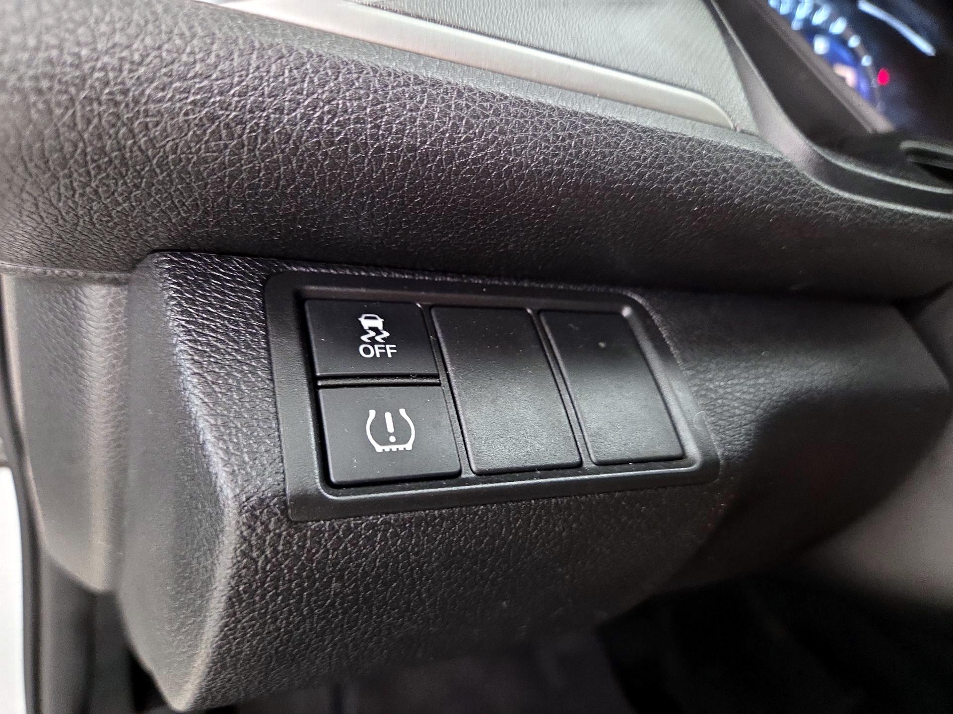 Thumbnail: 2017 Honda Civic - 13