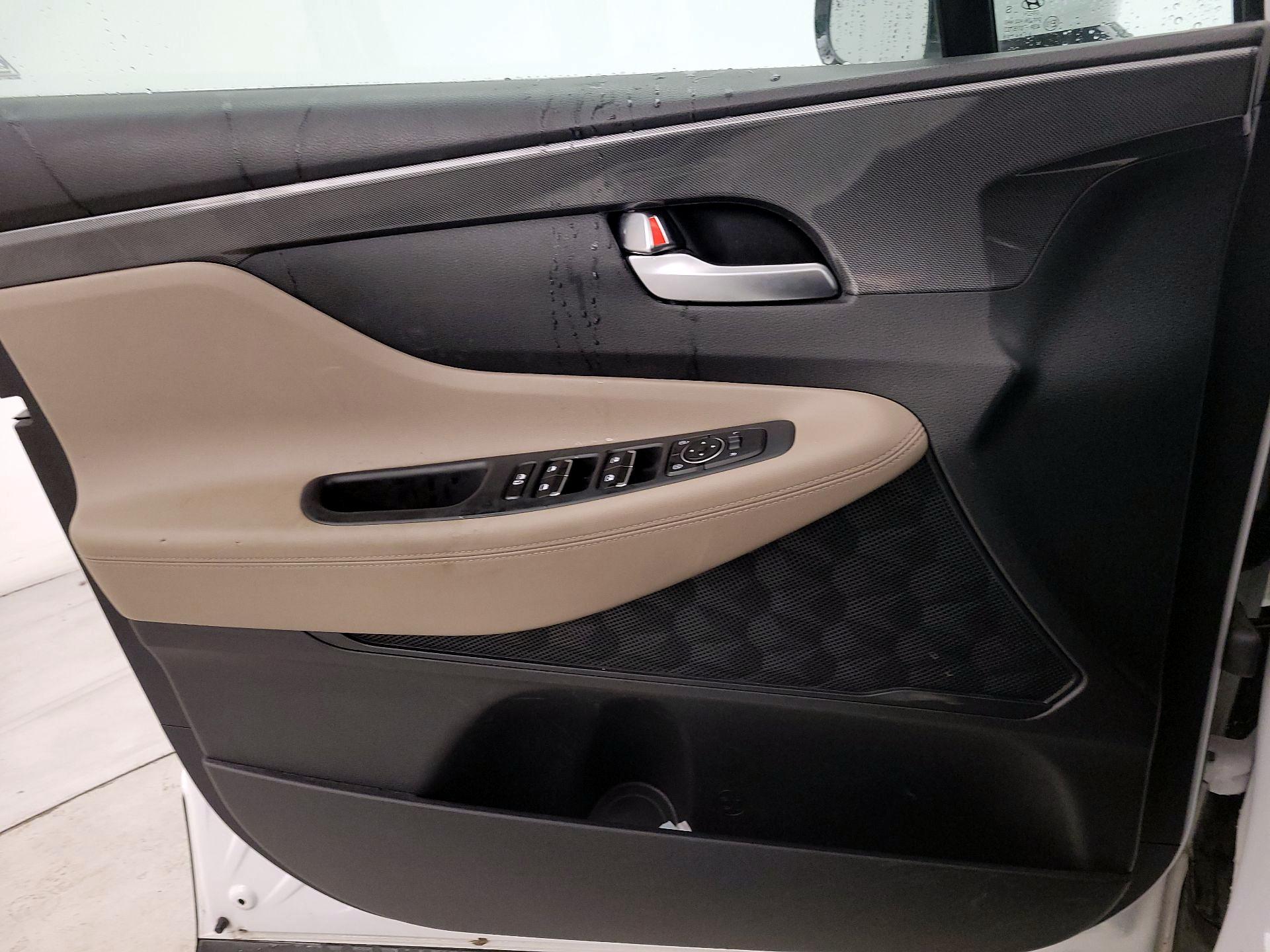 Thumbnail: 2023 Hyundai Santa Fe - 12