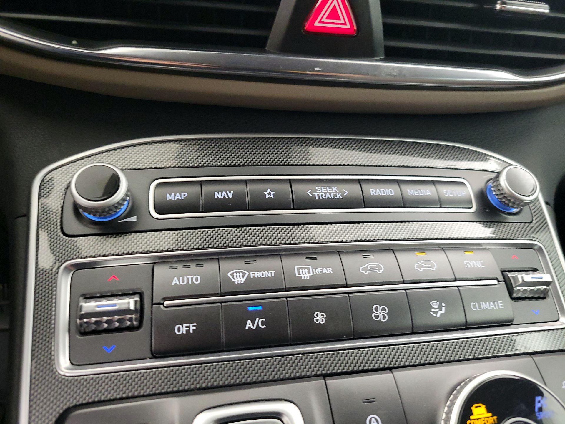 Thumbnail: 2023 Hyundai Santa Fe - 17