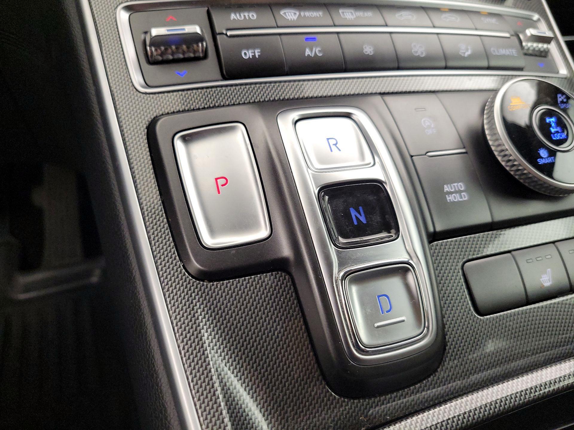 Thumbnail: 2023 Hyundai Santa Fe - 18