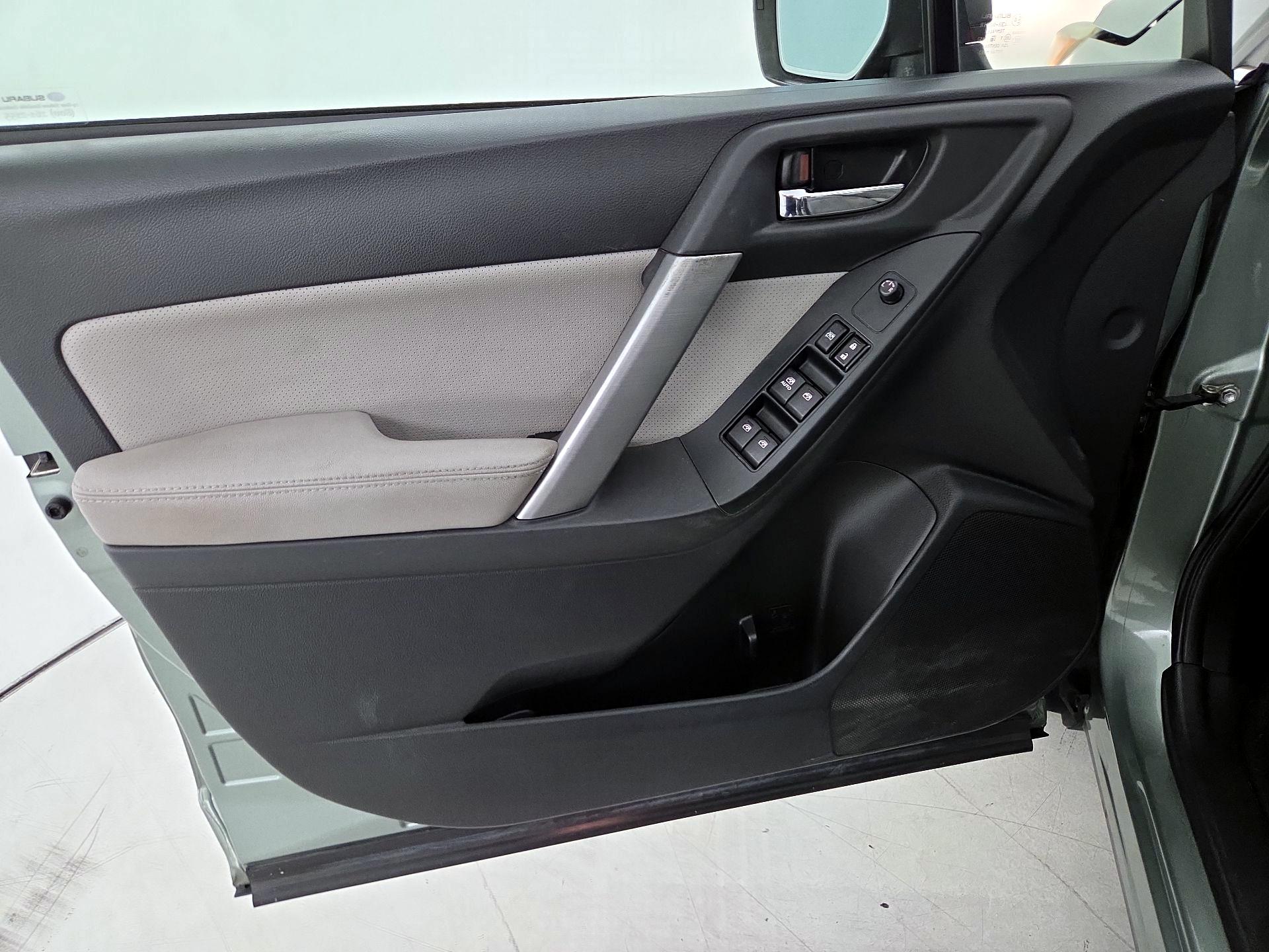 Thumbnail: 2014 Subaru Forester - 12