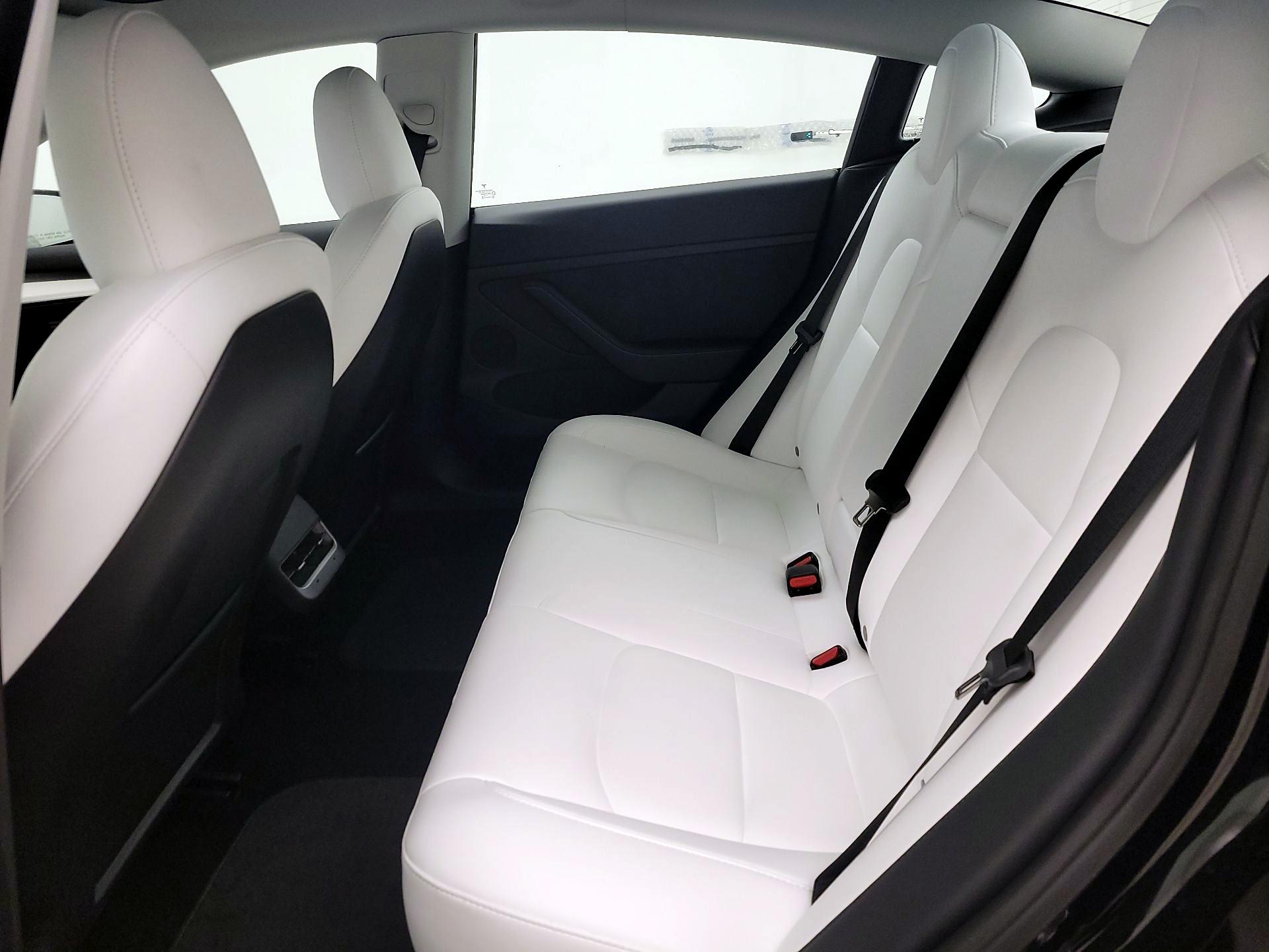 Thumbnail: 2023 Tesla Model 3 - 18