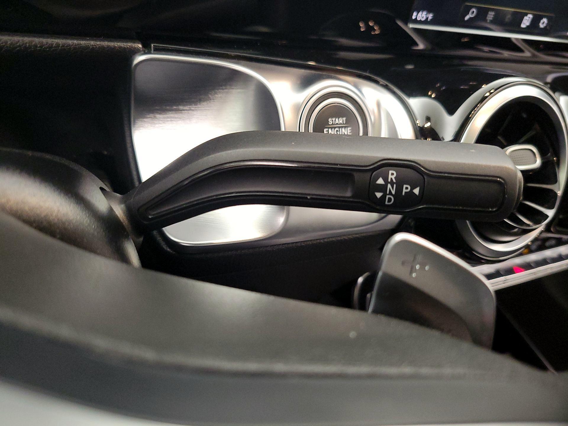 Thumbnail: 2020 Mercedes-Benz GLB - 17