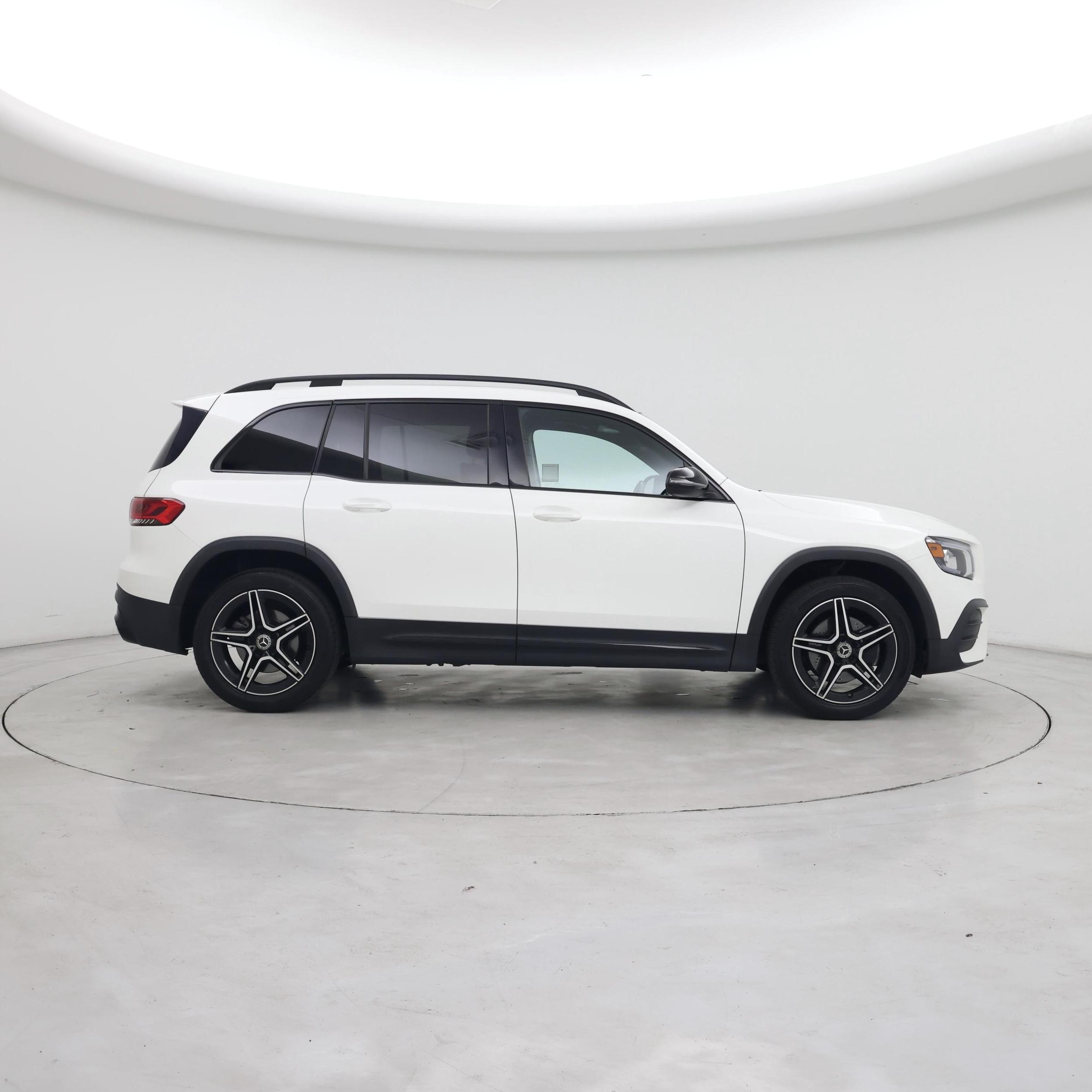 Thumbnail: 2020 Mercedes-Benz GLB - 7