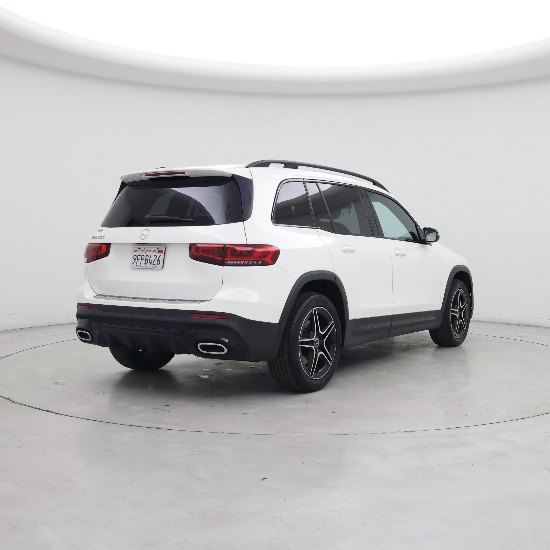 Thumbnail: 2020 Mercedes-Benz GLB - 8