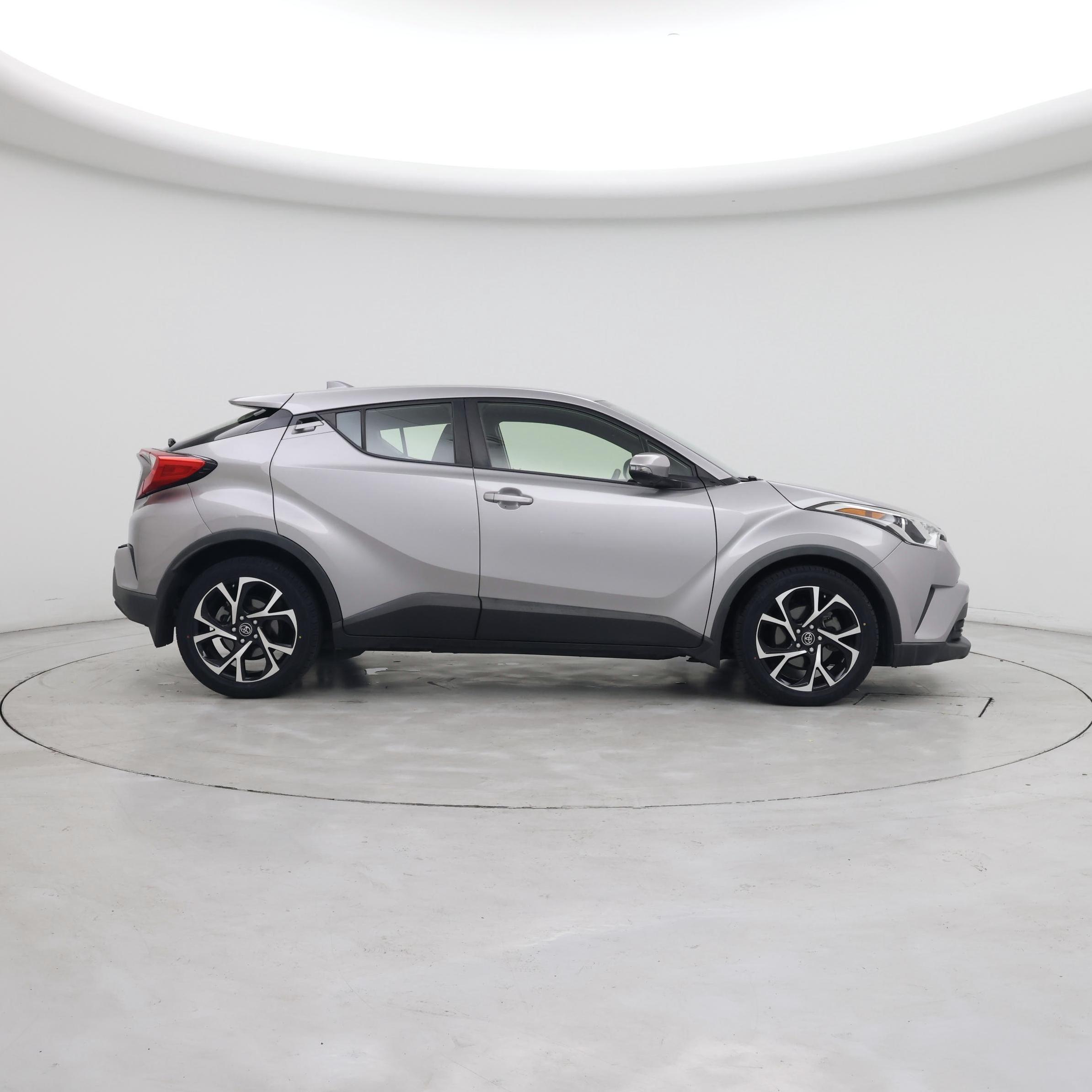 Thumbnail: 2018 Toyota C-HR - 7