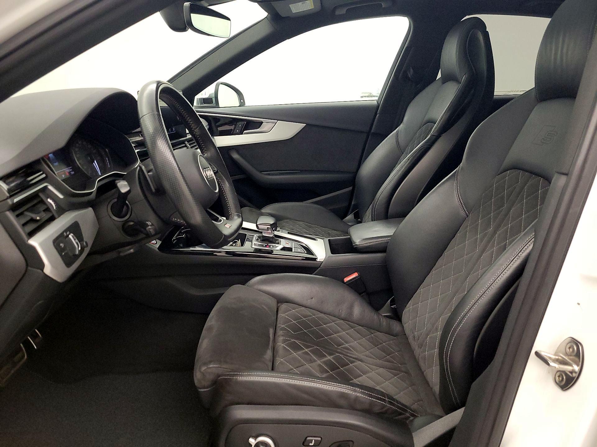 Thumbnail: 2020 Audi S4 - 11