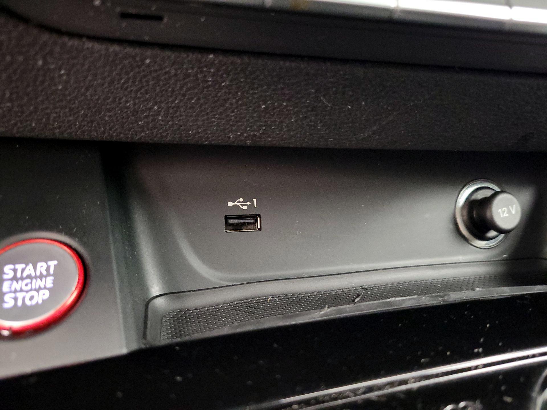 Thumbnail: 2020 Audi S4 - 18