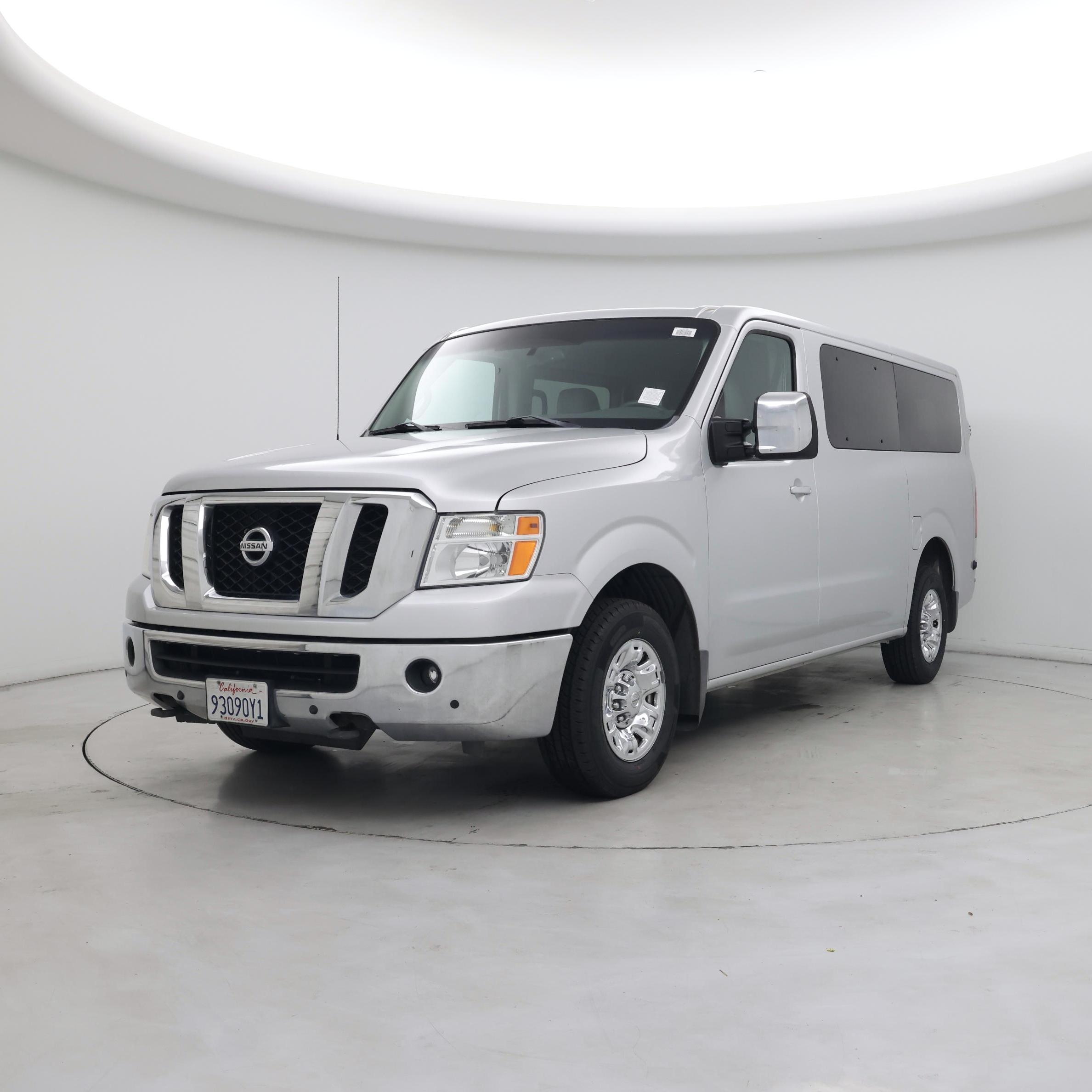Thumbnail: 2015 Nissan NV - 4