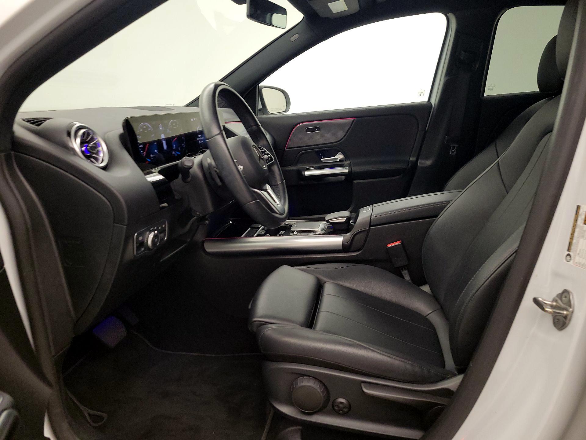 Thumbnail: 2022 Mercedes-Benz GLA - 11