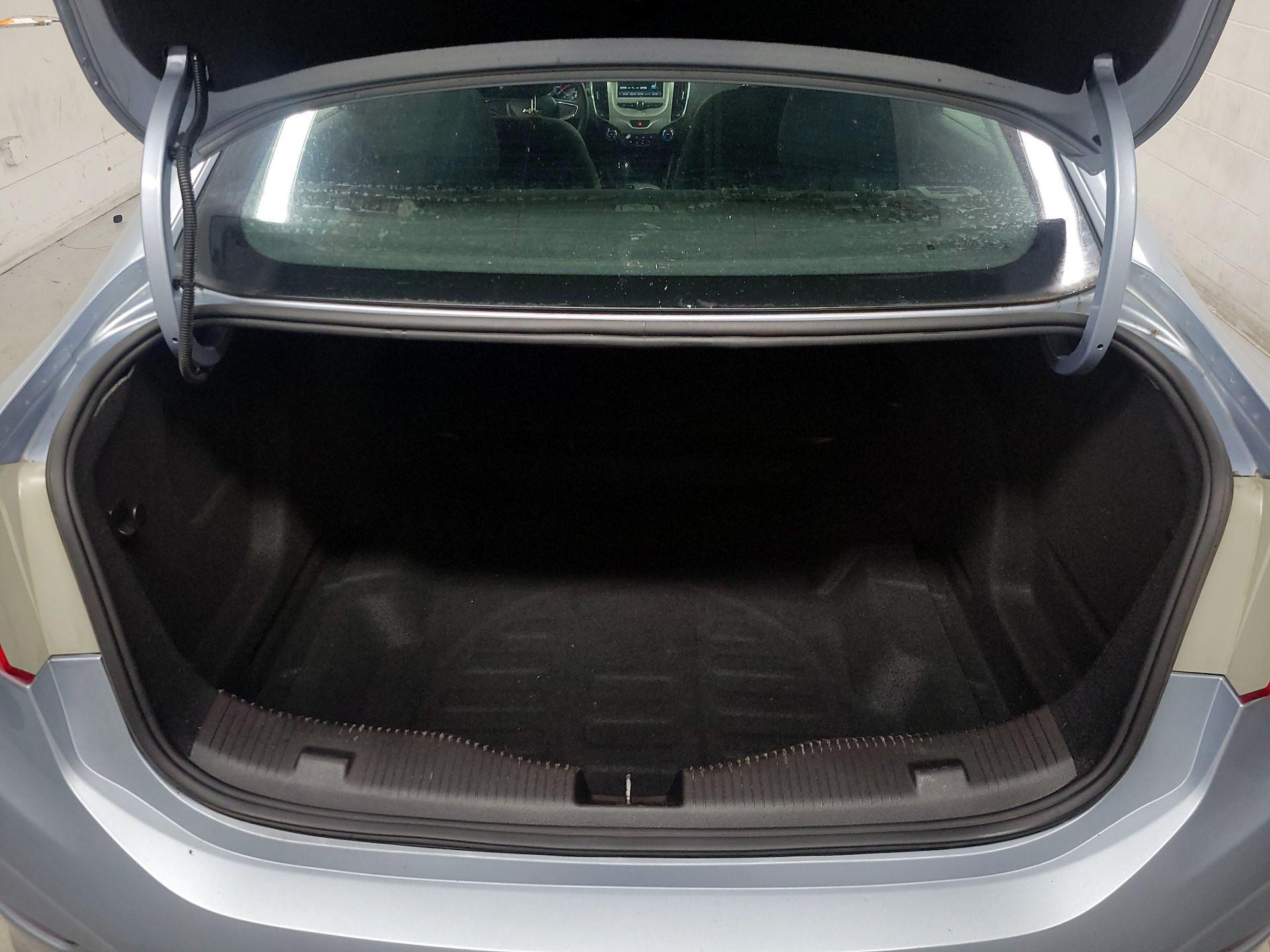 Thumbnail: 2017 Chevrolet Cruze - 19