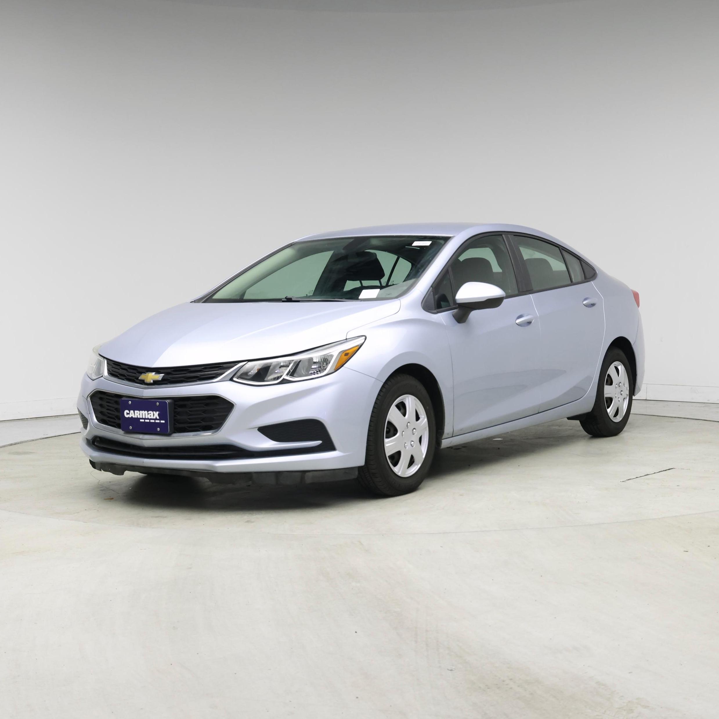 Thumbnail: 2017 Chevrolet Cruze - 4
