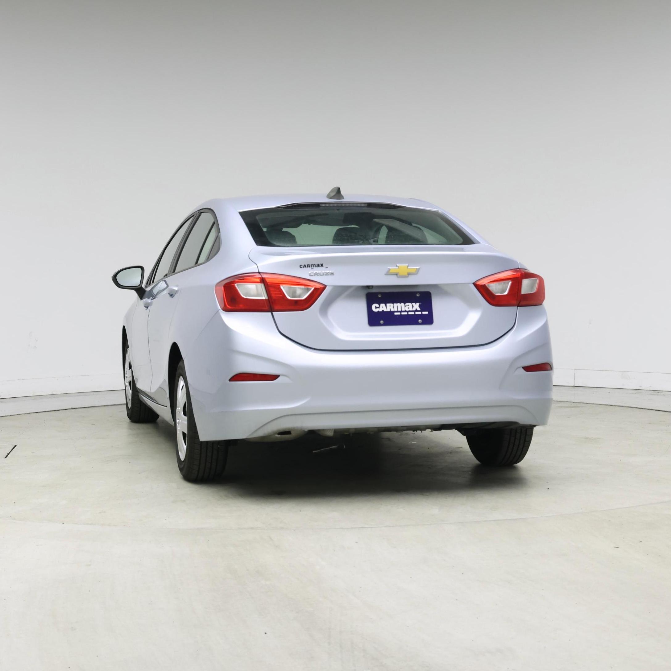 Thumbnail: 2017 Chevrolet Cruze - 6