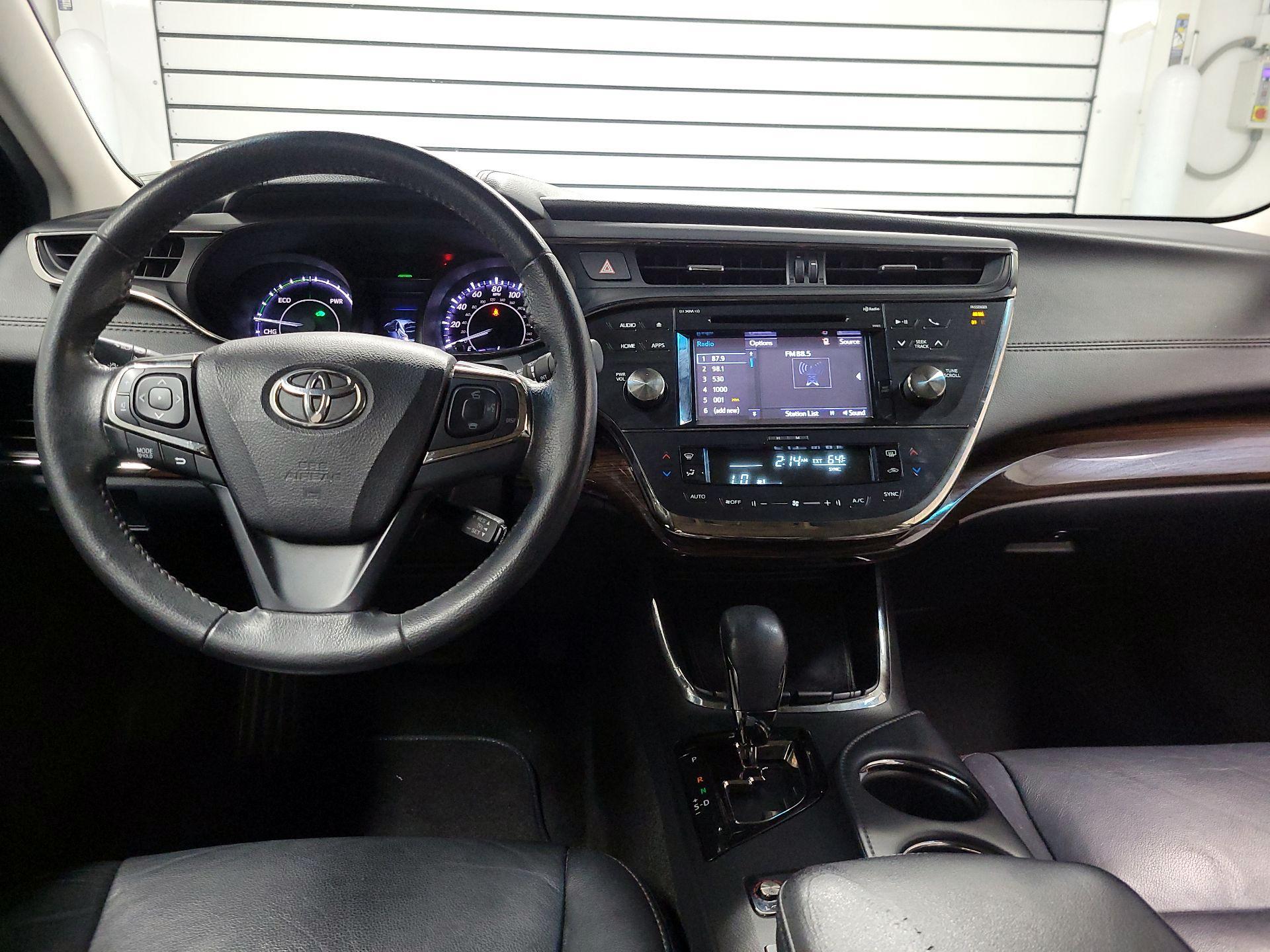 Thumbnail: 2015 Toyota Avalon - 9