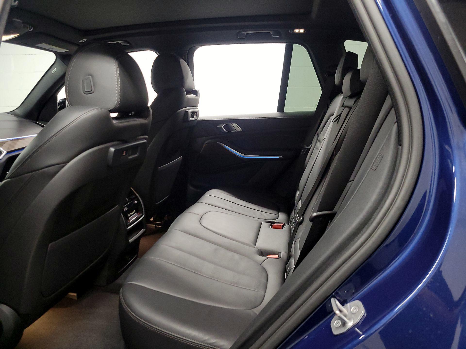 Thumbnail: 2022 BMW X5 - 17