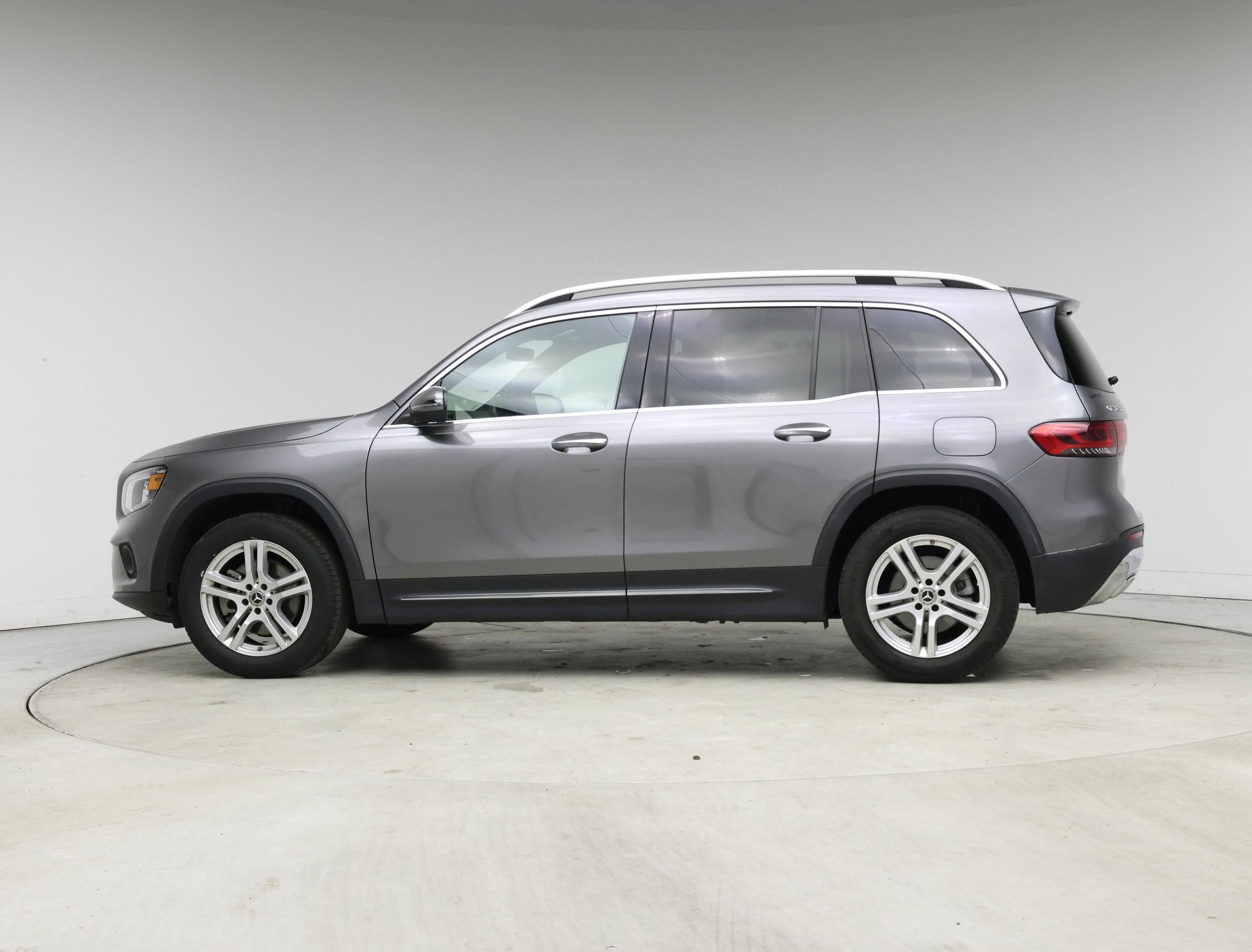 Thumbnail: 2022 Mercedes-Benz GLB - 3