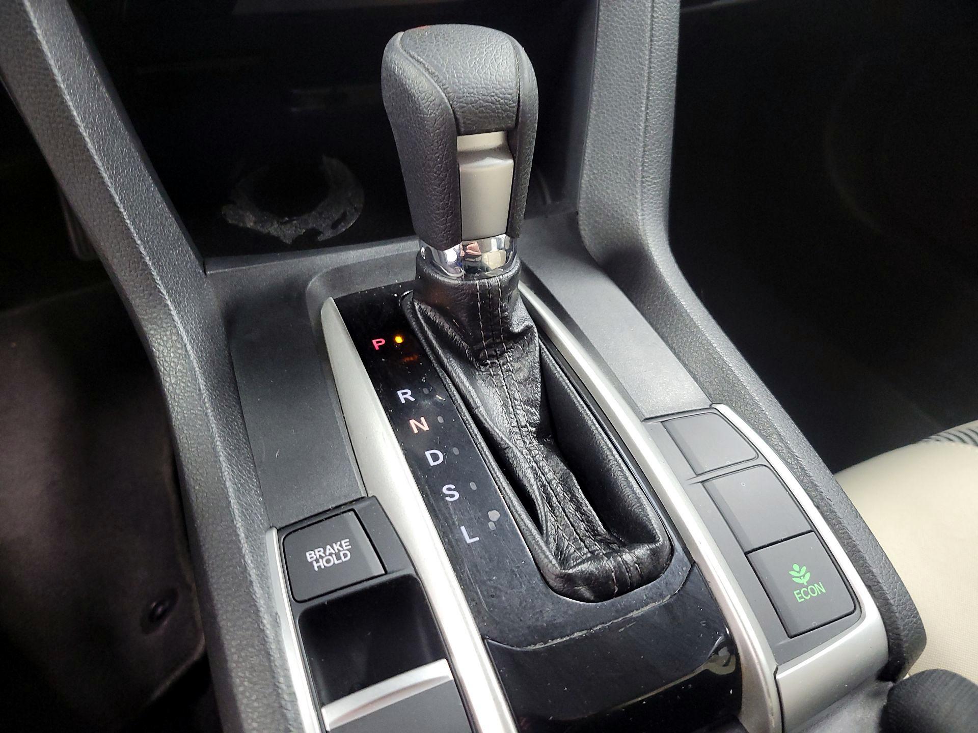 Thumbnail: 2017 Honda Civic - 17