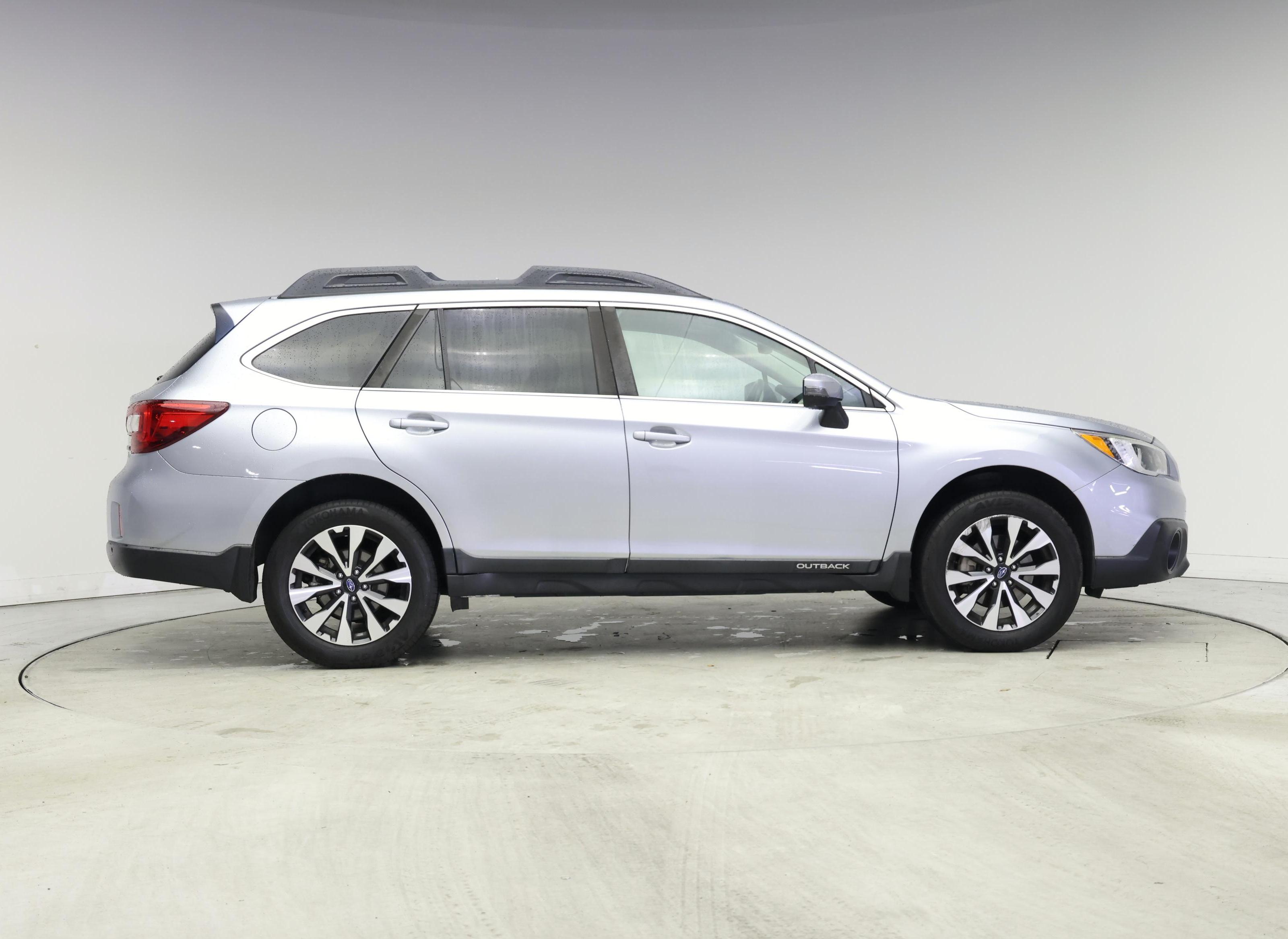 Thumbnail: 2017 Subaru Outback - 7