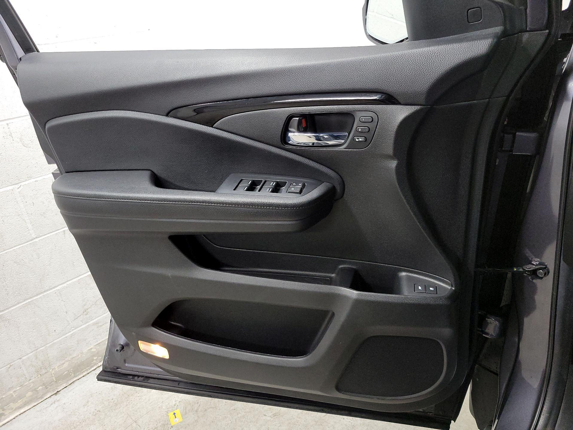 Thumbnail: 2022 Honda Pilot - 12