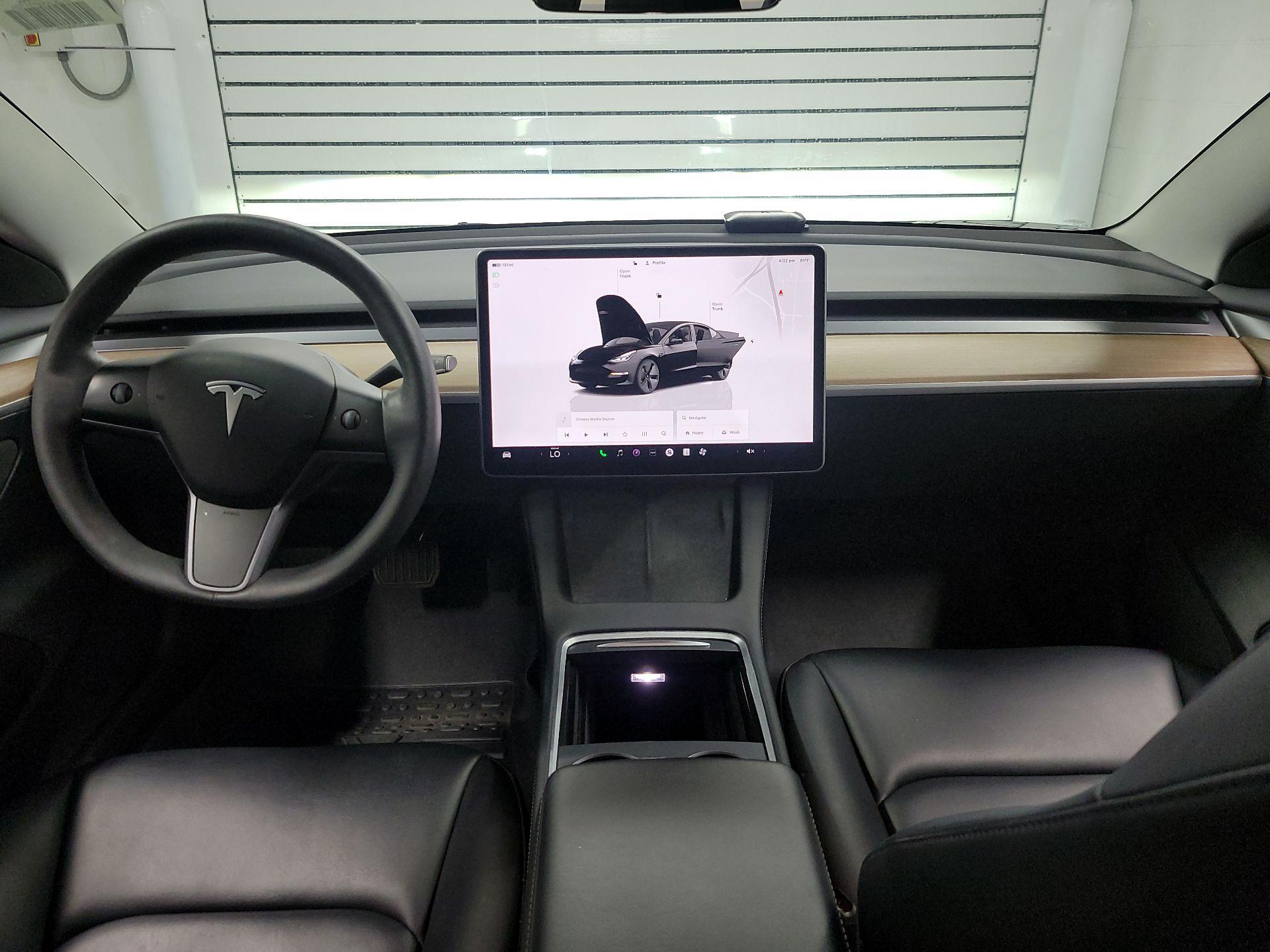 Thumbnail: 2023 Tesla Model 3 - 9