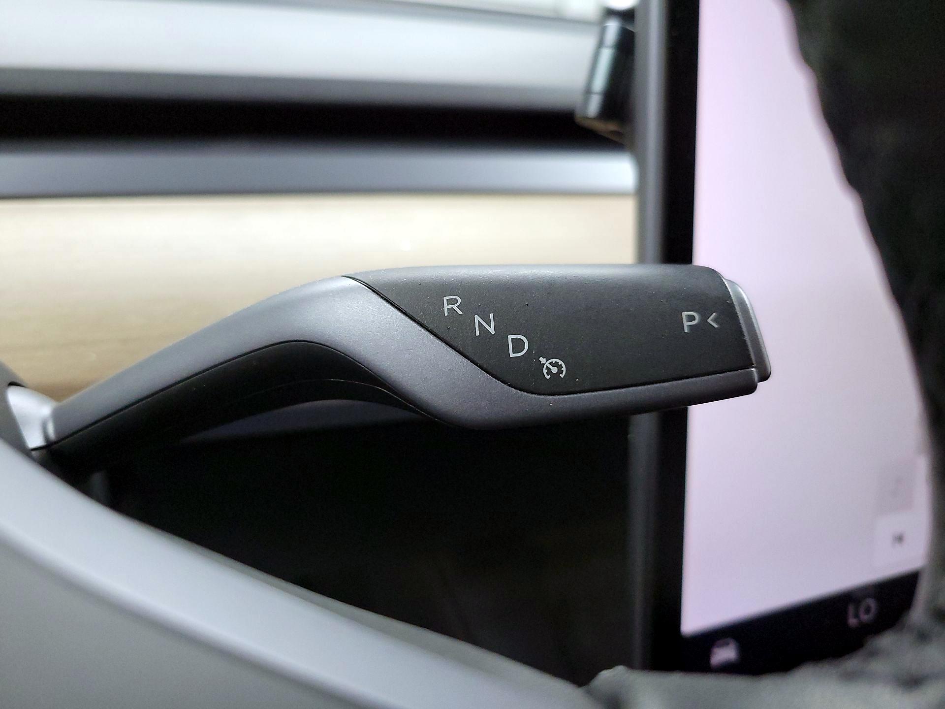 Thumbnail: 2023 Tesla Model 3 - 17