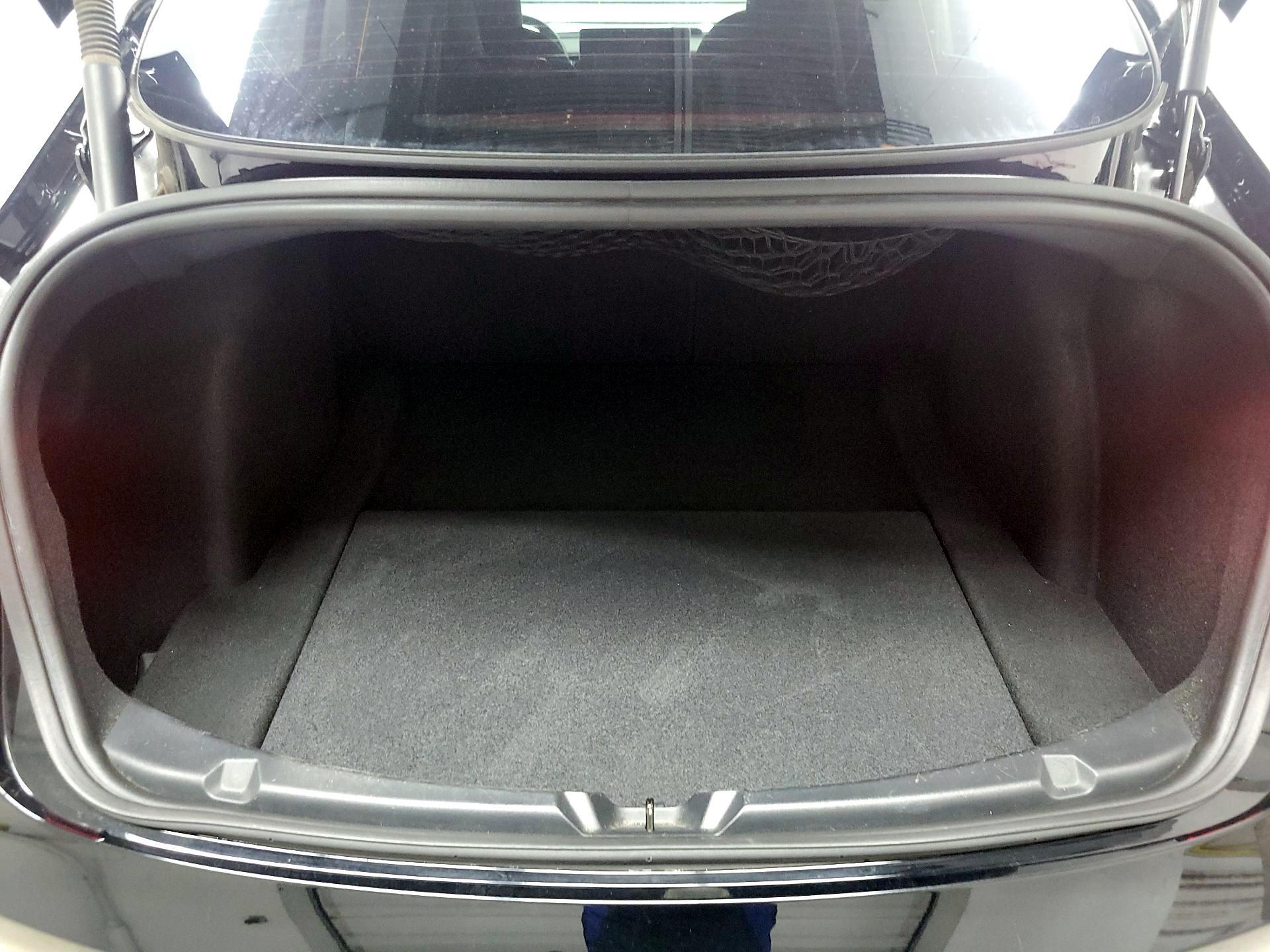 Thumbnail: 2023 Tesla Model 3 - 19