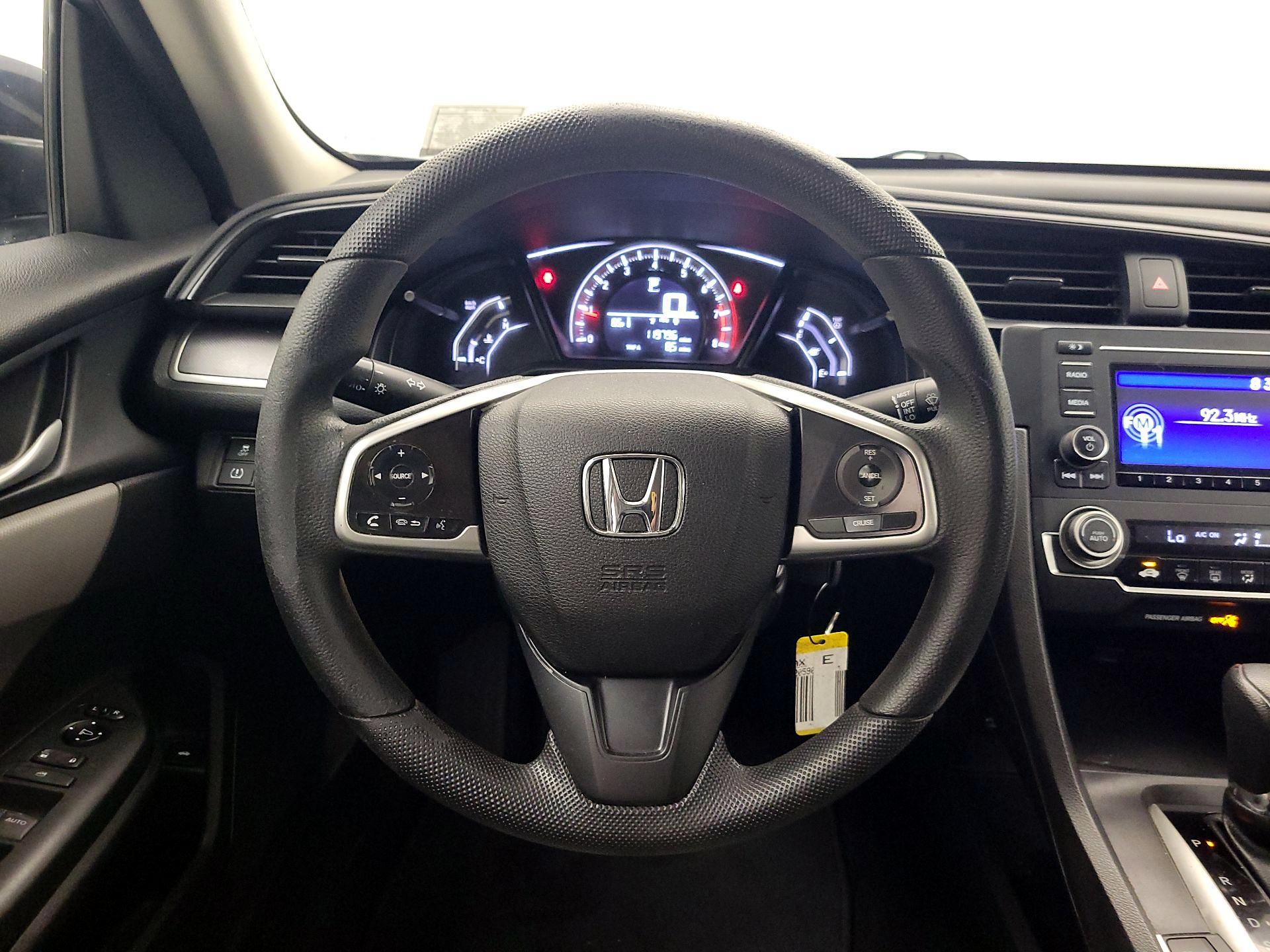 Thumbnail: 2016 Honda Civic - 10