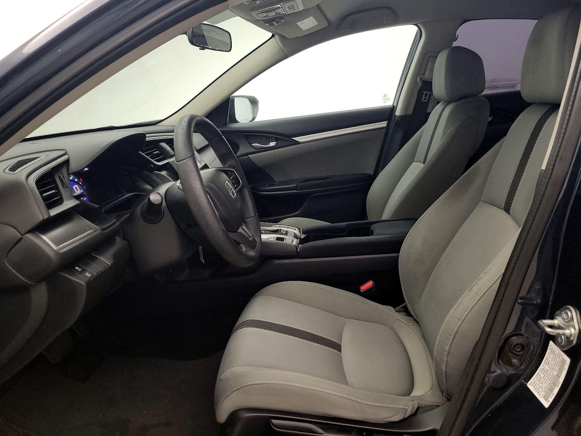 Thumbnail: 2016 Honda Civic - 11