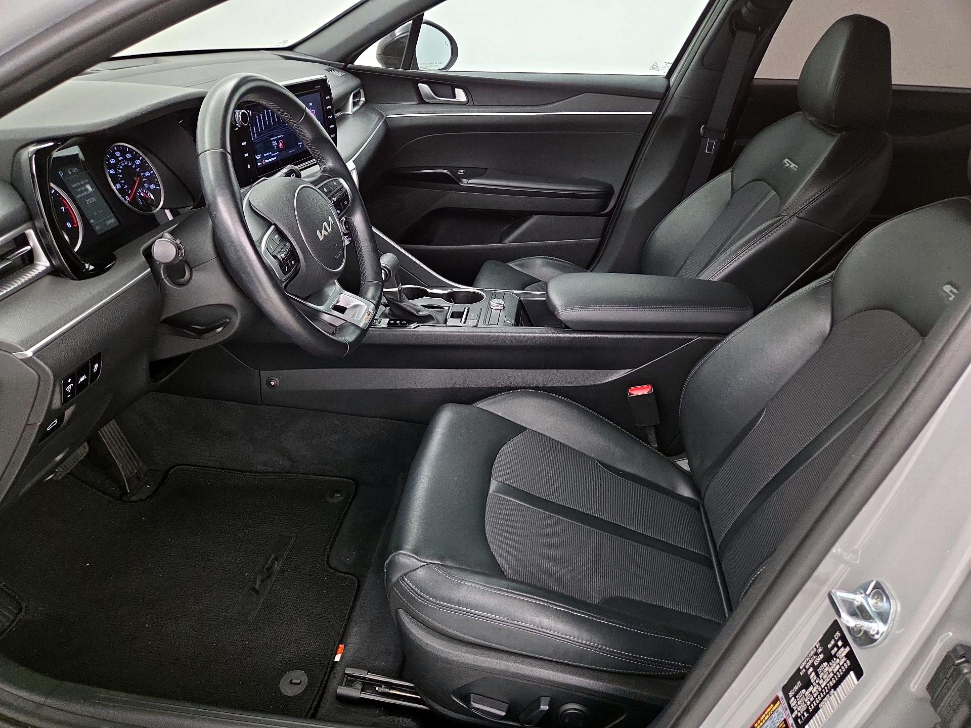 Thumbnail: 2022 Kia K5 - 11