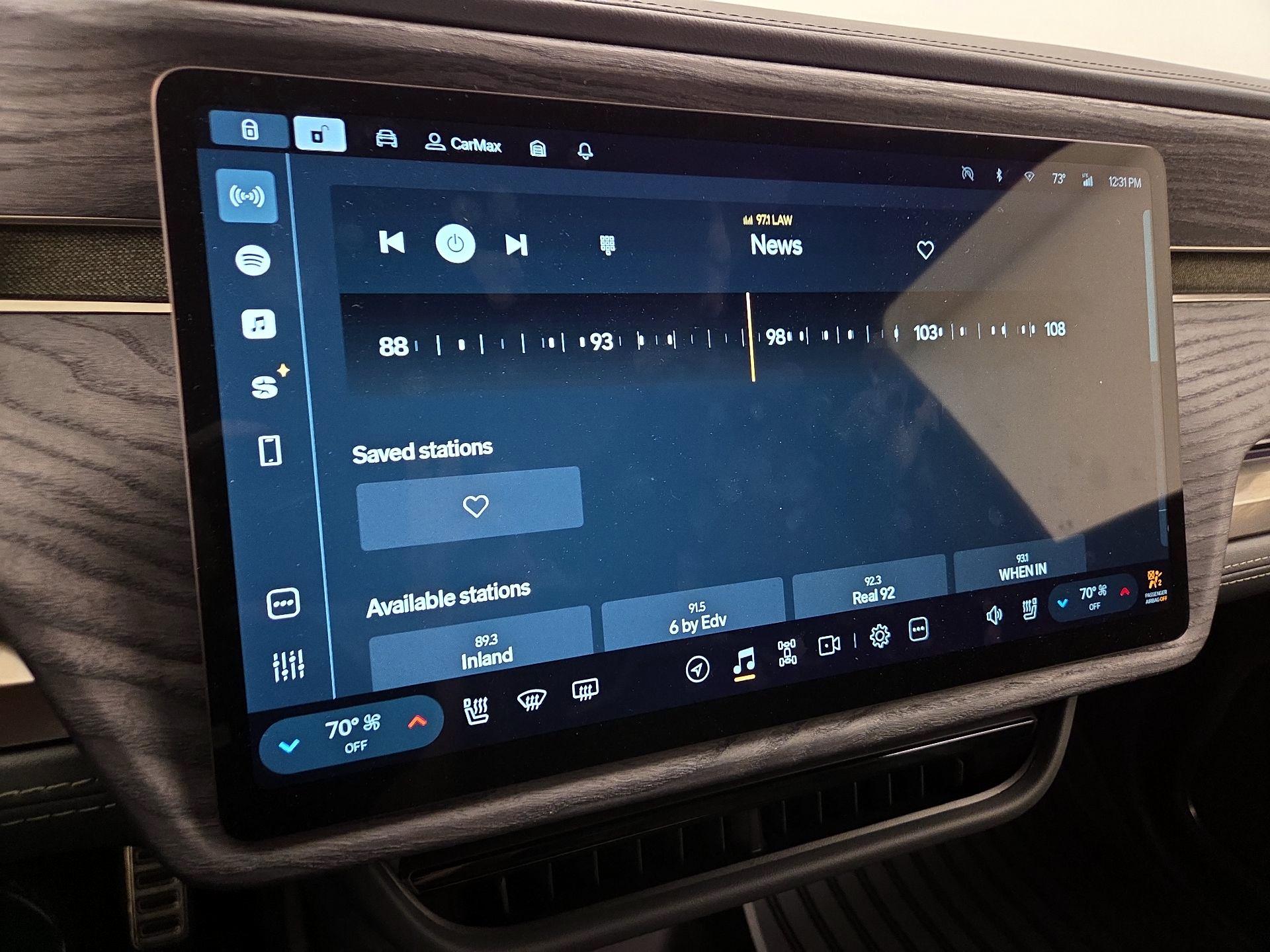 Thumbnail: 2022 Rivian R1T - 15