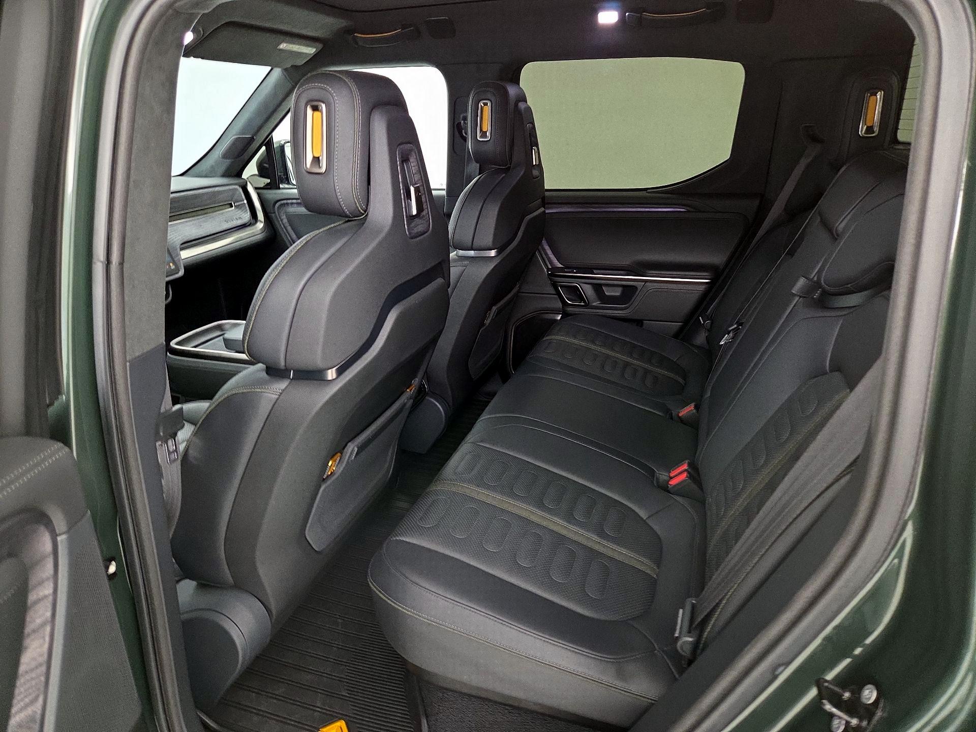 Thumbnail: 2022 Rivian R1T - 18