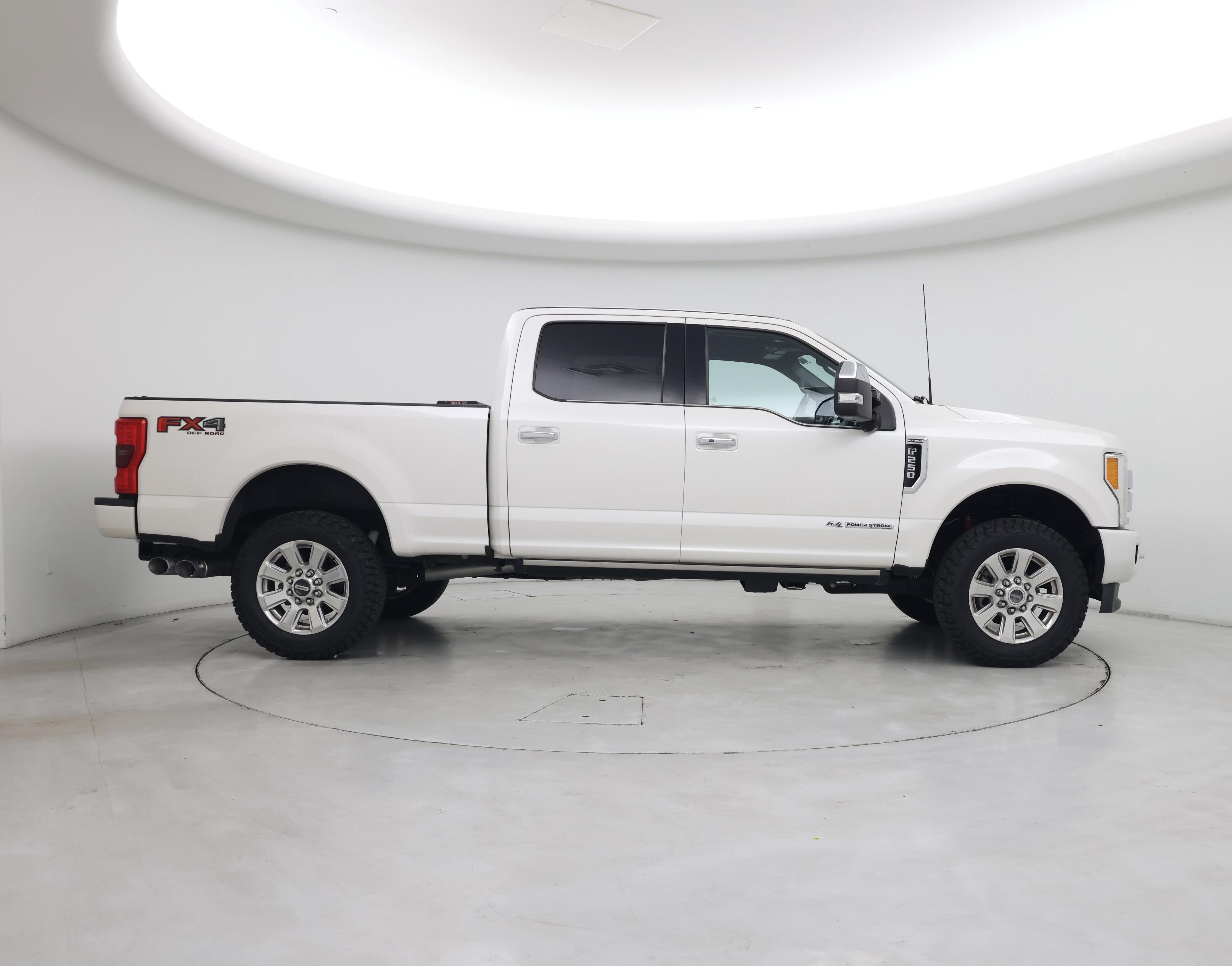 Thumbnail: 2017 Ford F-250 - 7