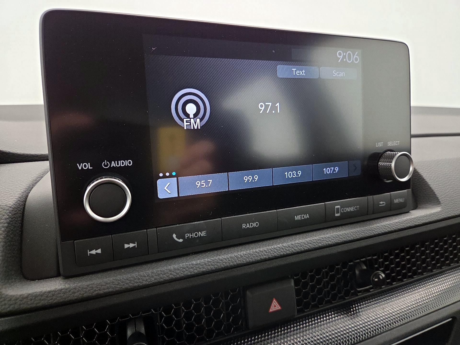 Thumbnail: 2023 Honda CR-V - 15