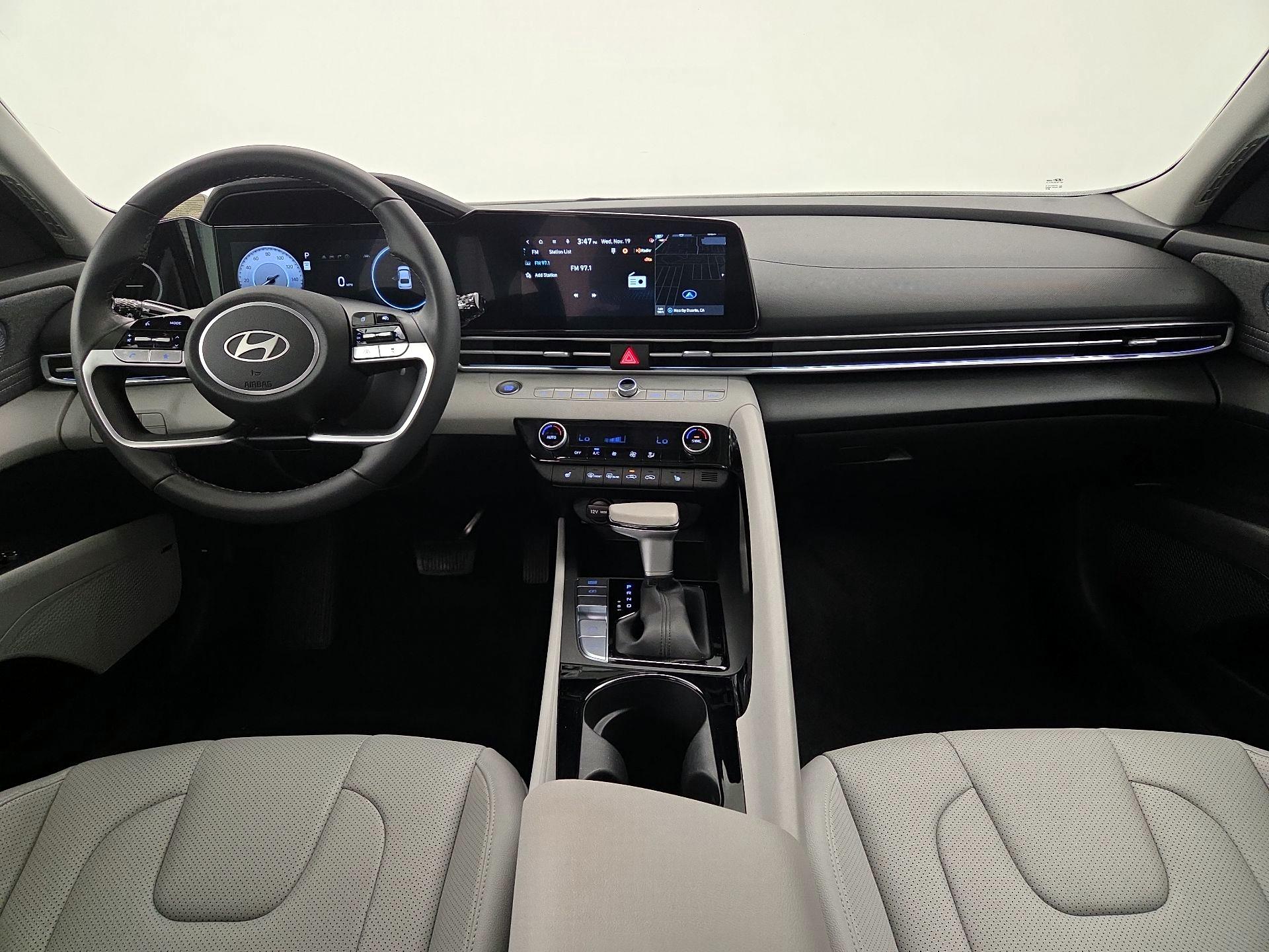 Thumbnail: 2025 Hyundai Elantra - 9