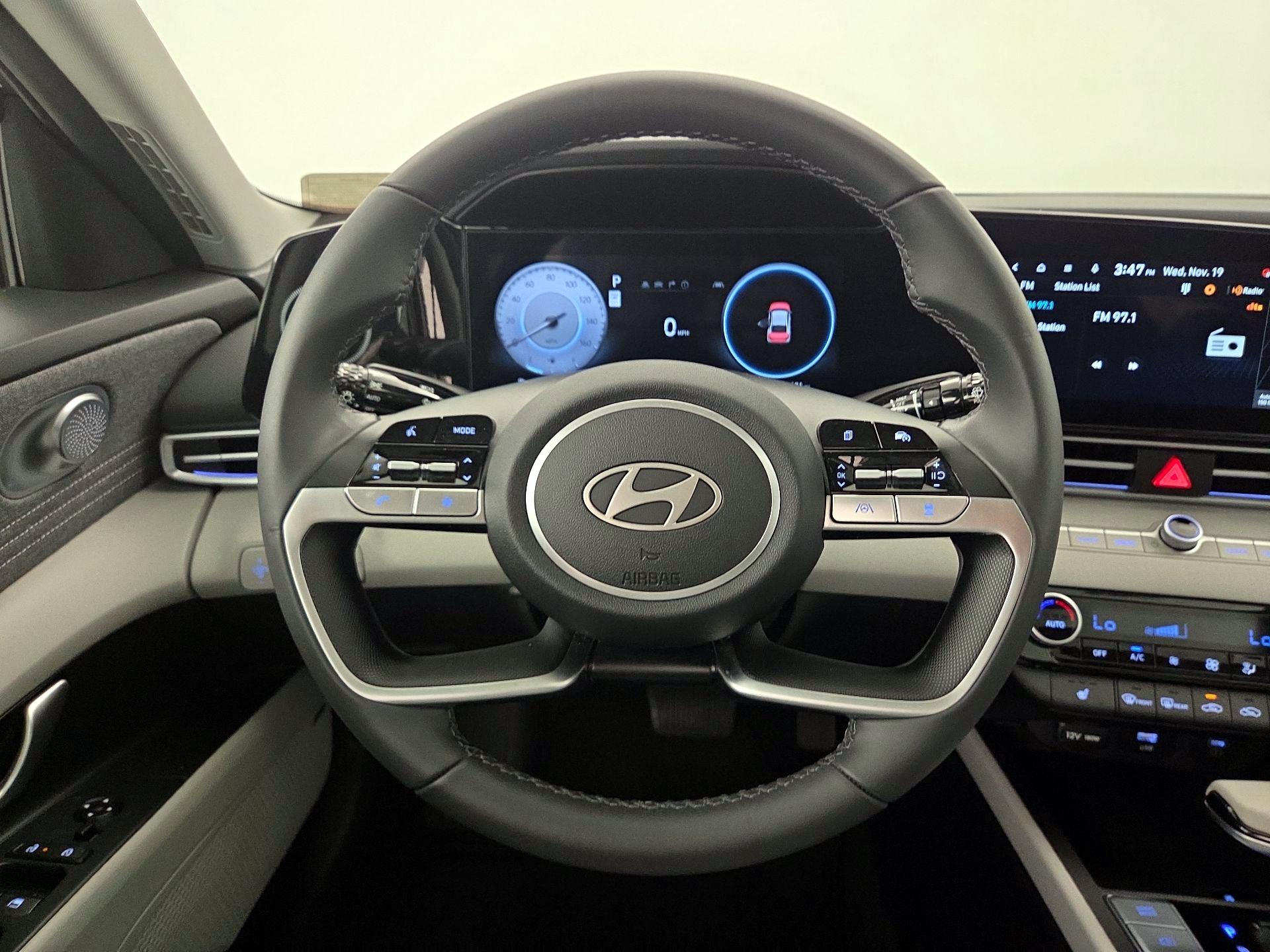 Thumbnail: 2025 Hyundai Elantra - 10