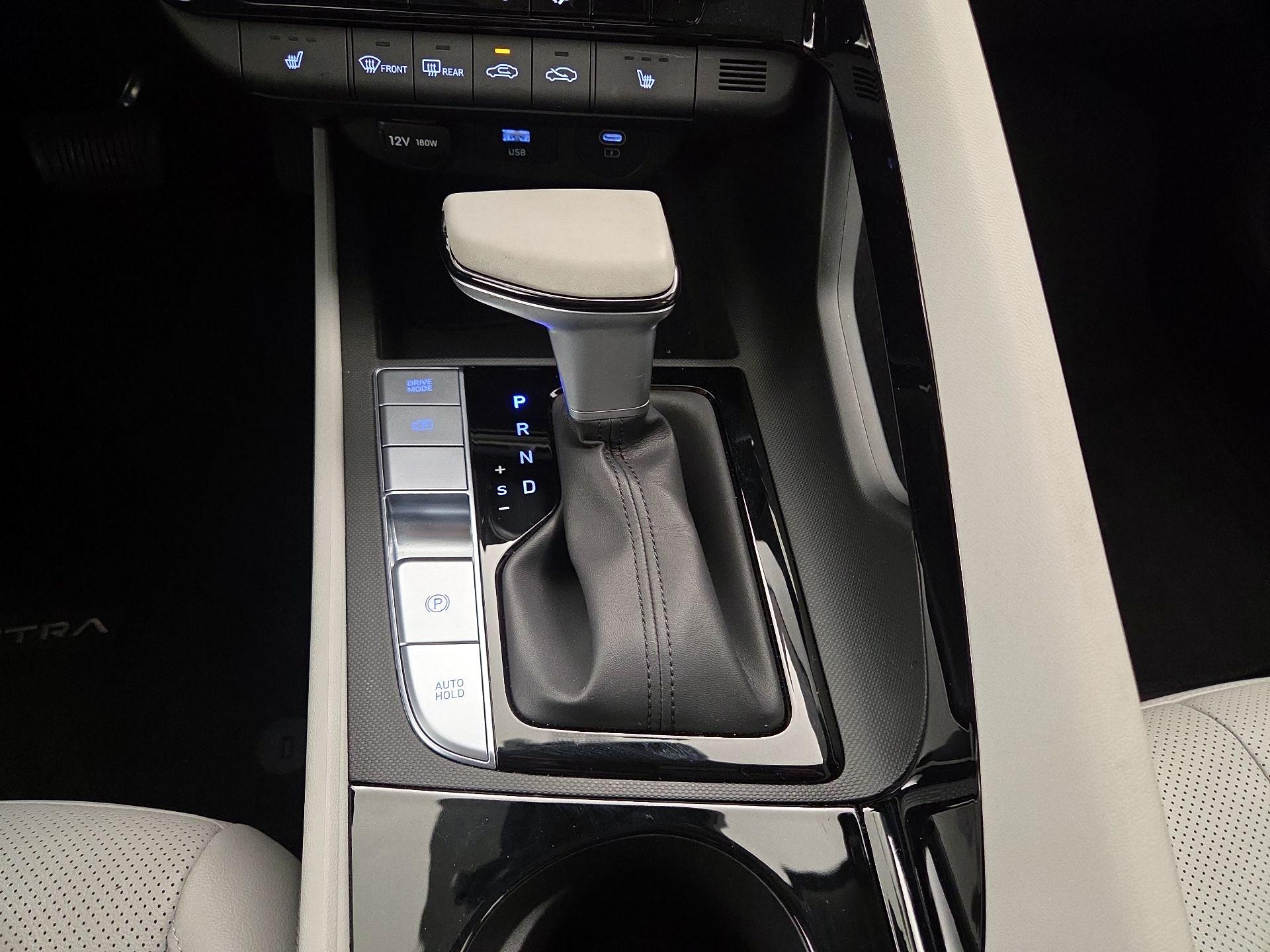 Thumbnail: 2025 Hyundai Elantra - 18